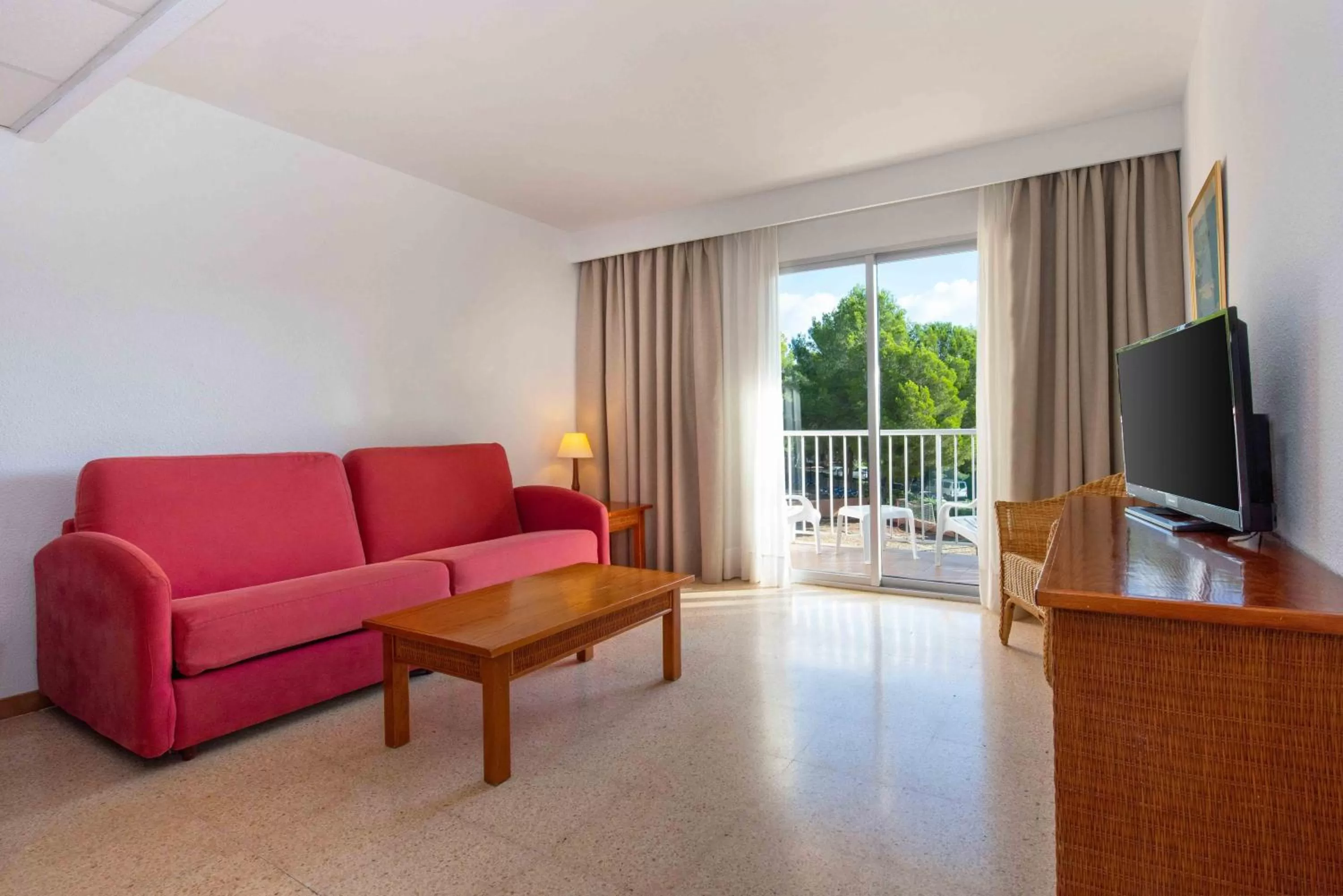 Living room in Valentin Grand Park Suite Hotel