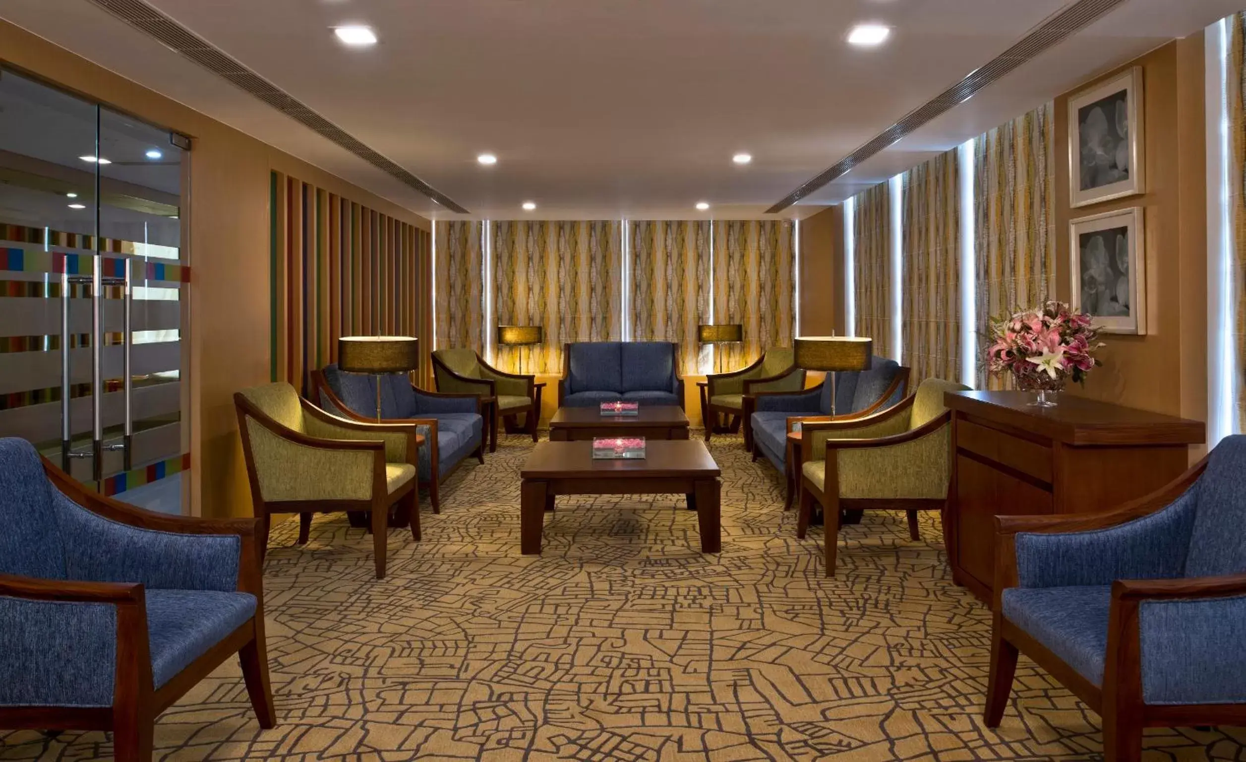 Spring, Lounge/Bar in Park Inn By Radisson Amritsar Airport