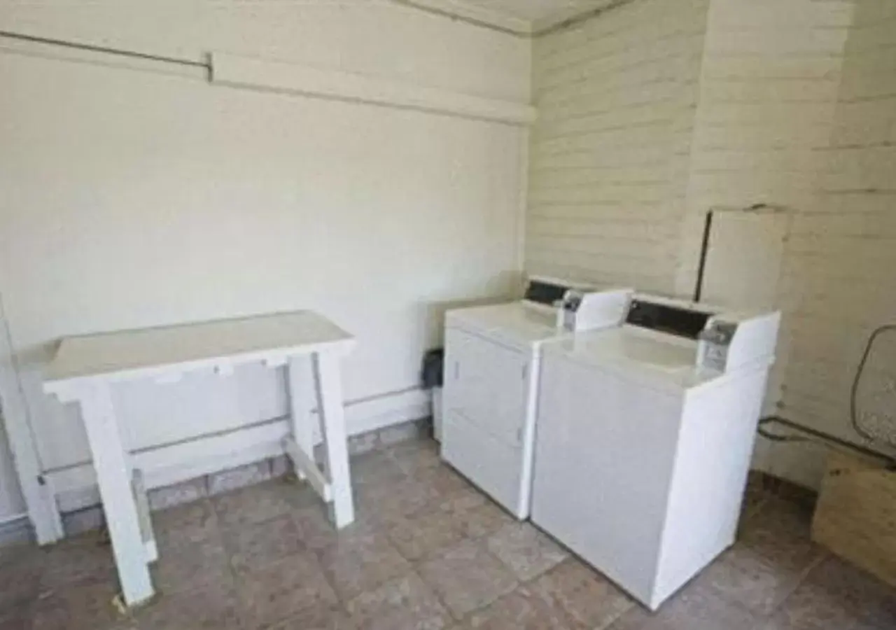 Property building in Americas Best Value Inn Ozona Property building in Americas Best Value Inn Ozona