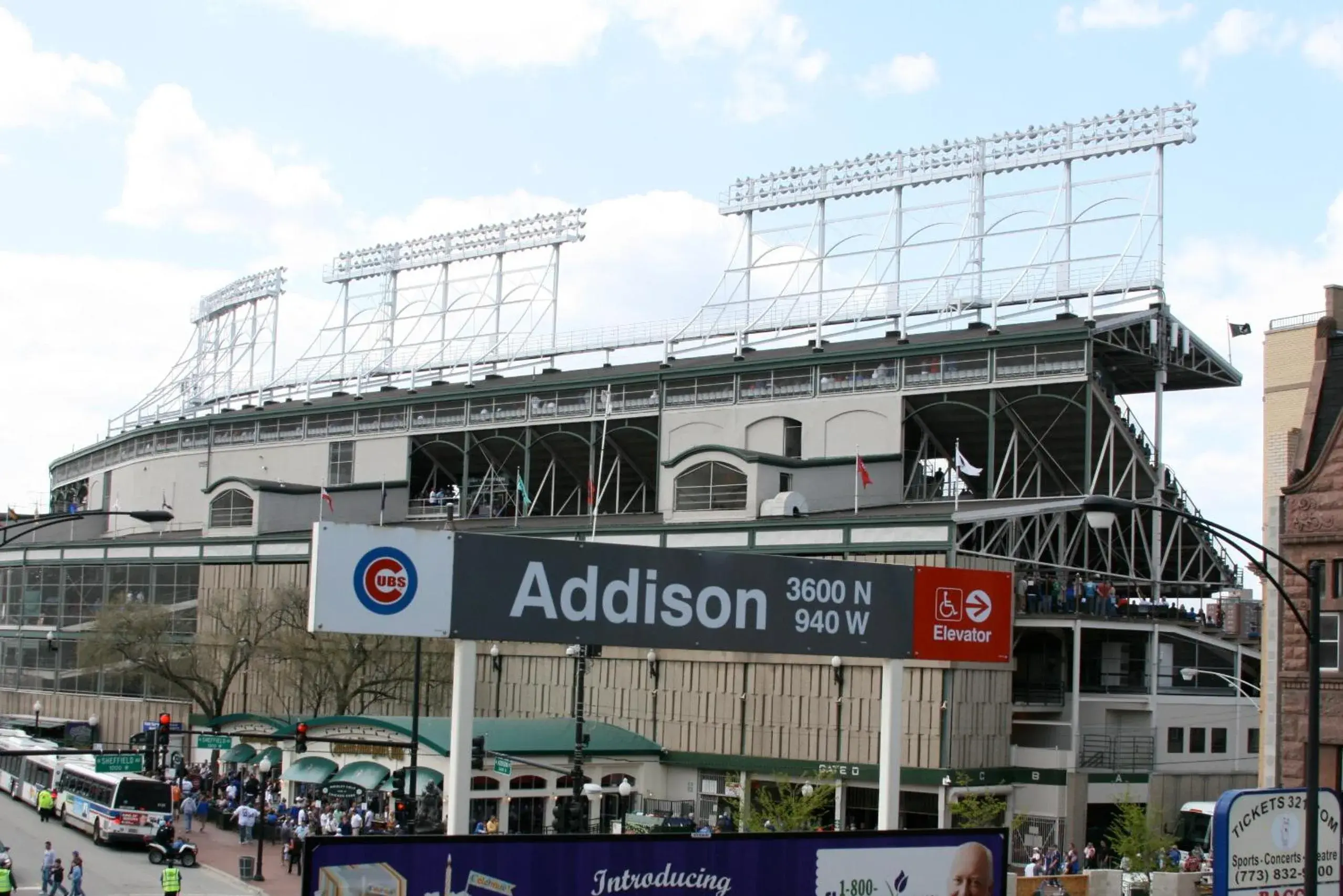 Area and facilities in Wrigley Hostel - Chicago Area and facilities in Wrigley Hostel - Chicago