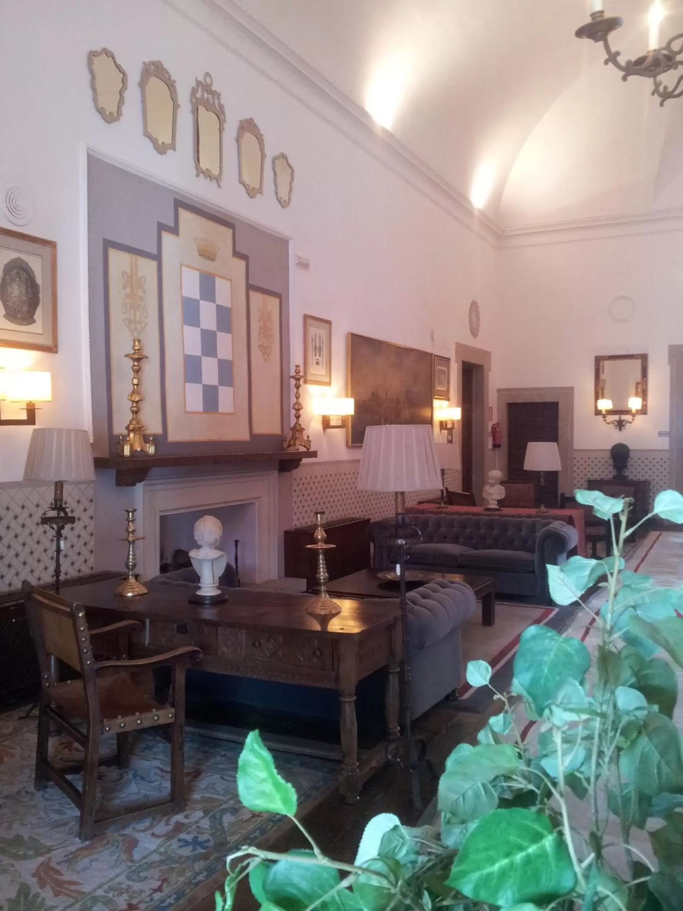 Communal lounge/ TV room, Restaurant/Places to Eat in Parador de Oropesa