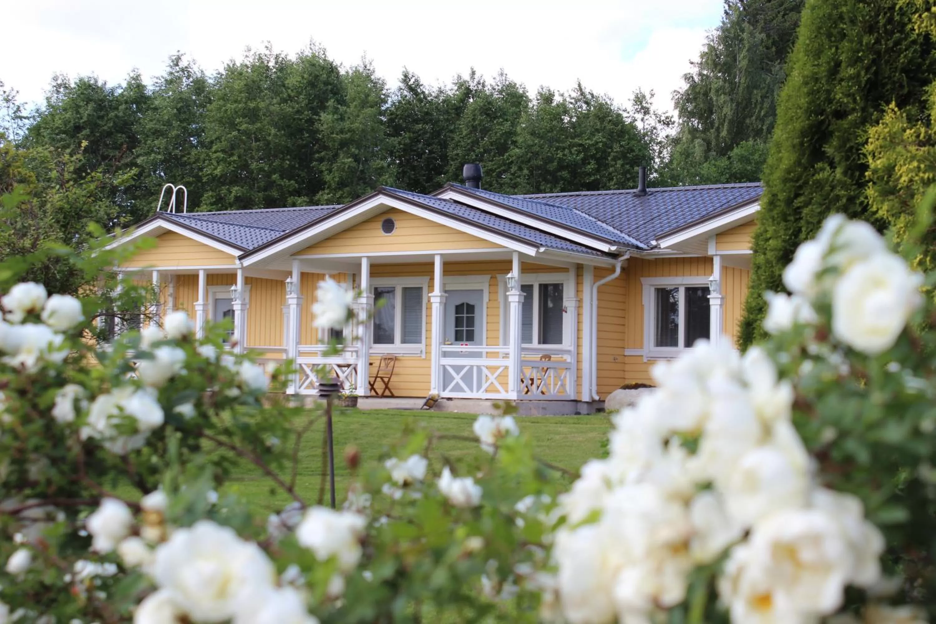 Property building in B&B Lomamokkila