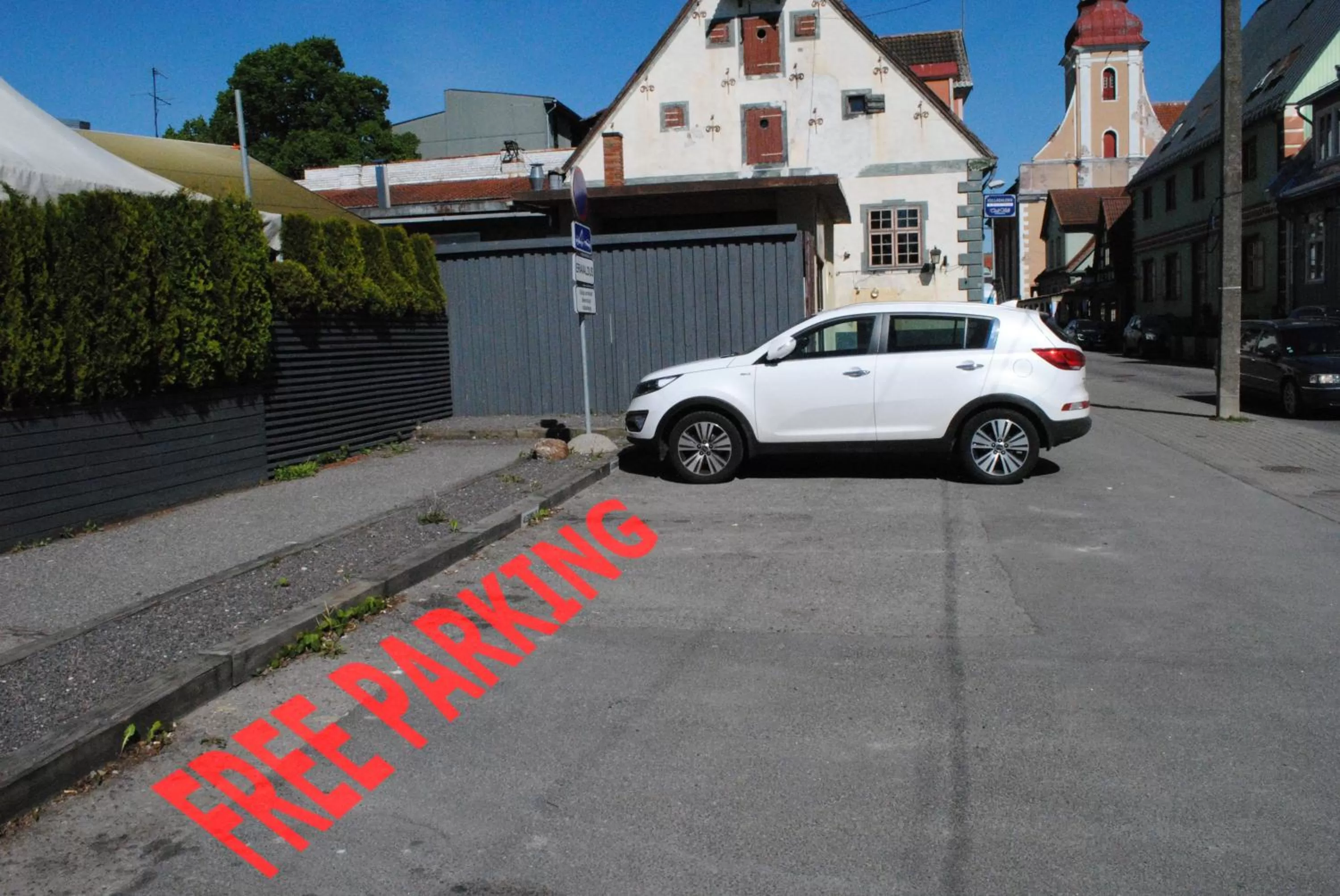 Neighbourhood in Alex Maja