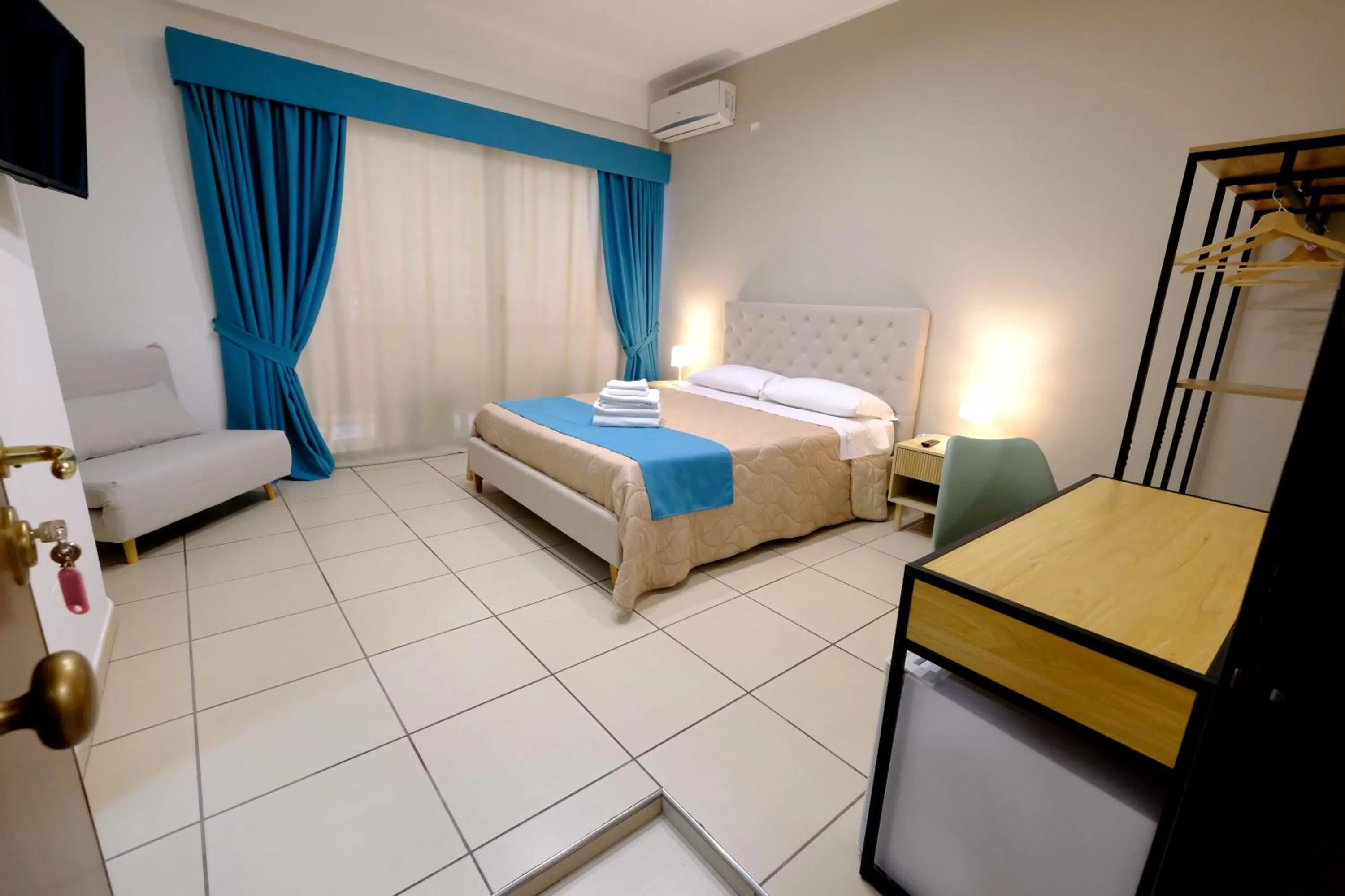 TV and multimedia, Bed in Donna Elena B&B