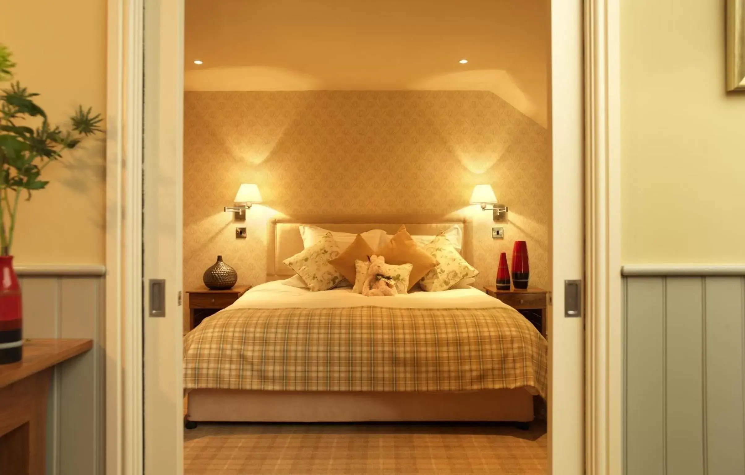 Bedroom, Bed in Feversham Arms Hotel & Verbena Spa