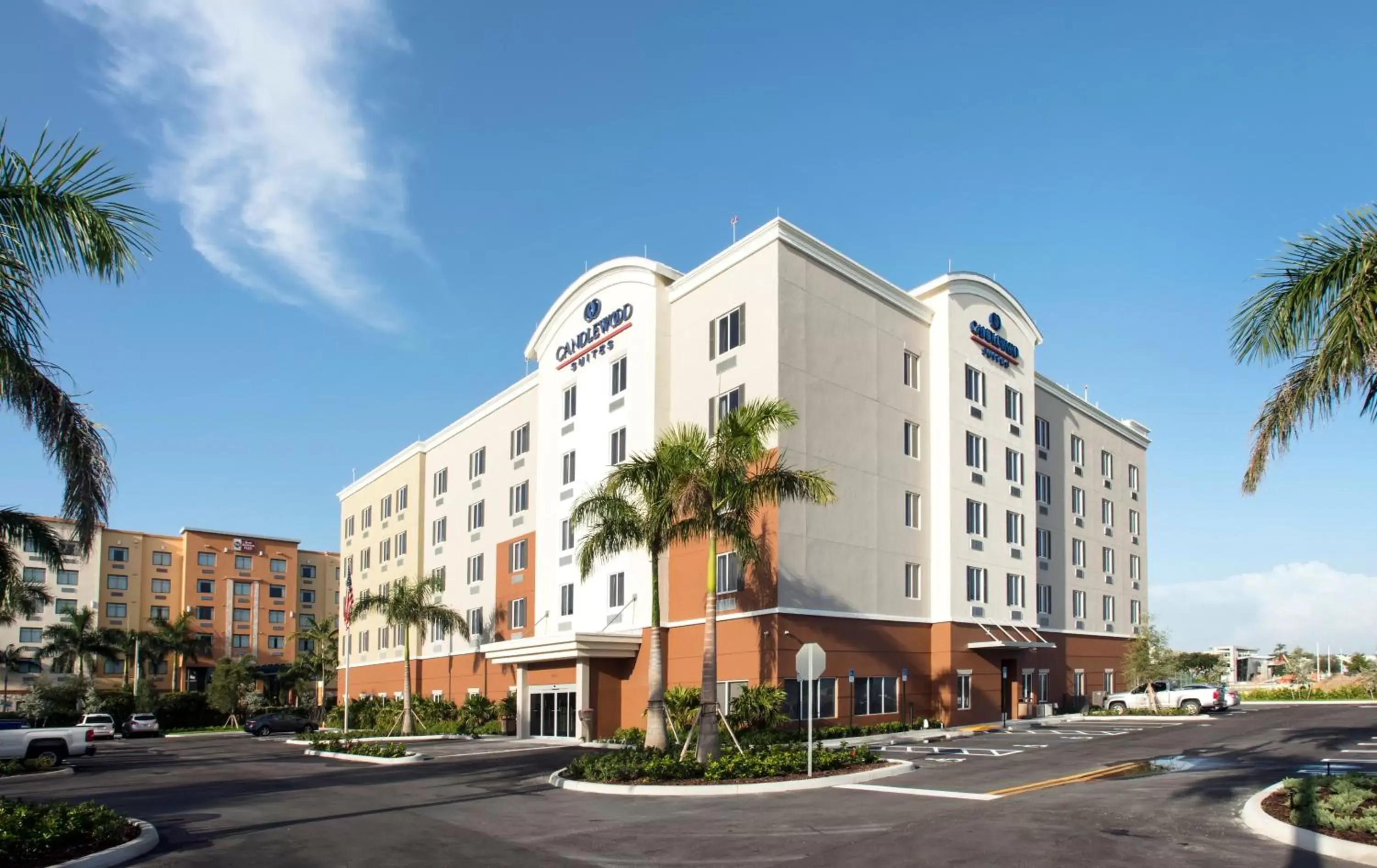 Property building in Candlewood Suites - Miami Exec Airport - Kendall, an IHG Hotel