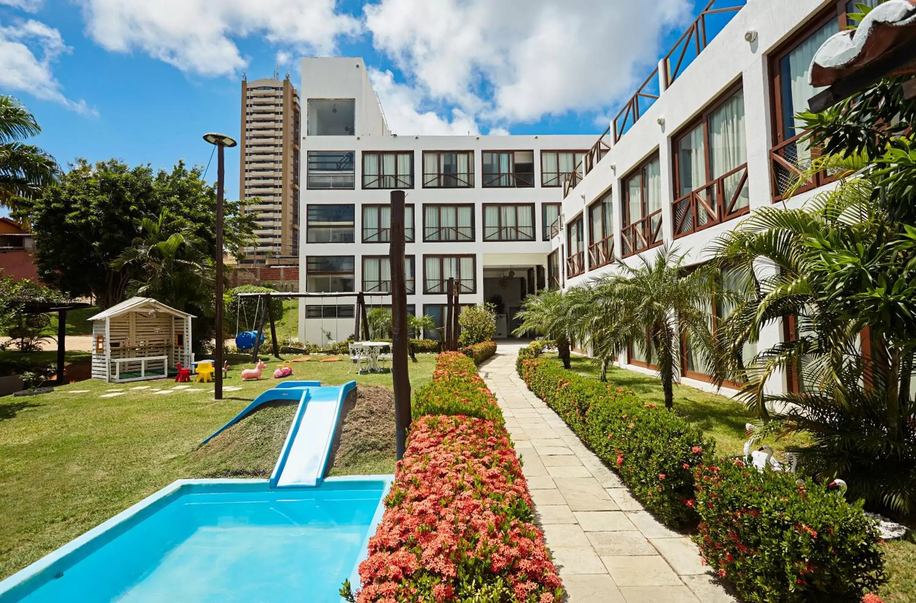 Property building, Swimming Pool in Moriah Natal Beach Hotel