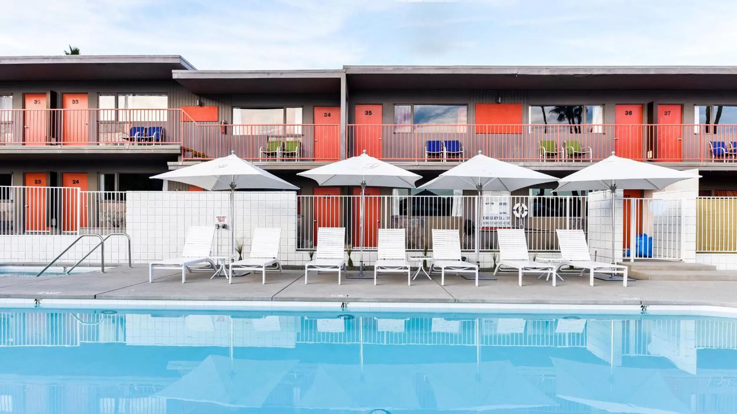 Property Building in The Skylark, a Palm Springs Hotel