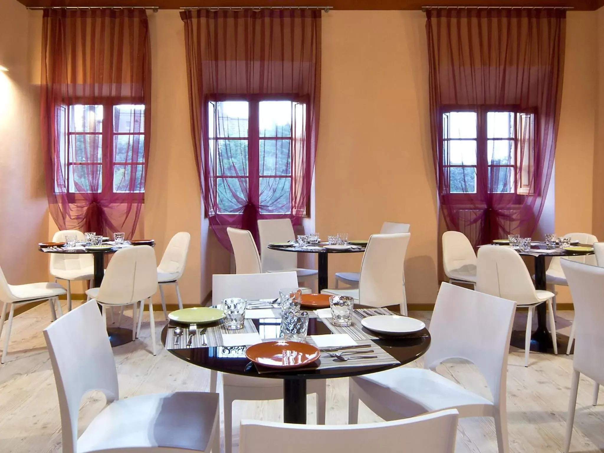 Lounge or bar, Restaurant/Places to Eat in Hotel Palazzo Renieri - 3stelle S