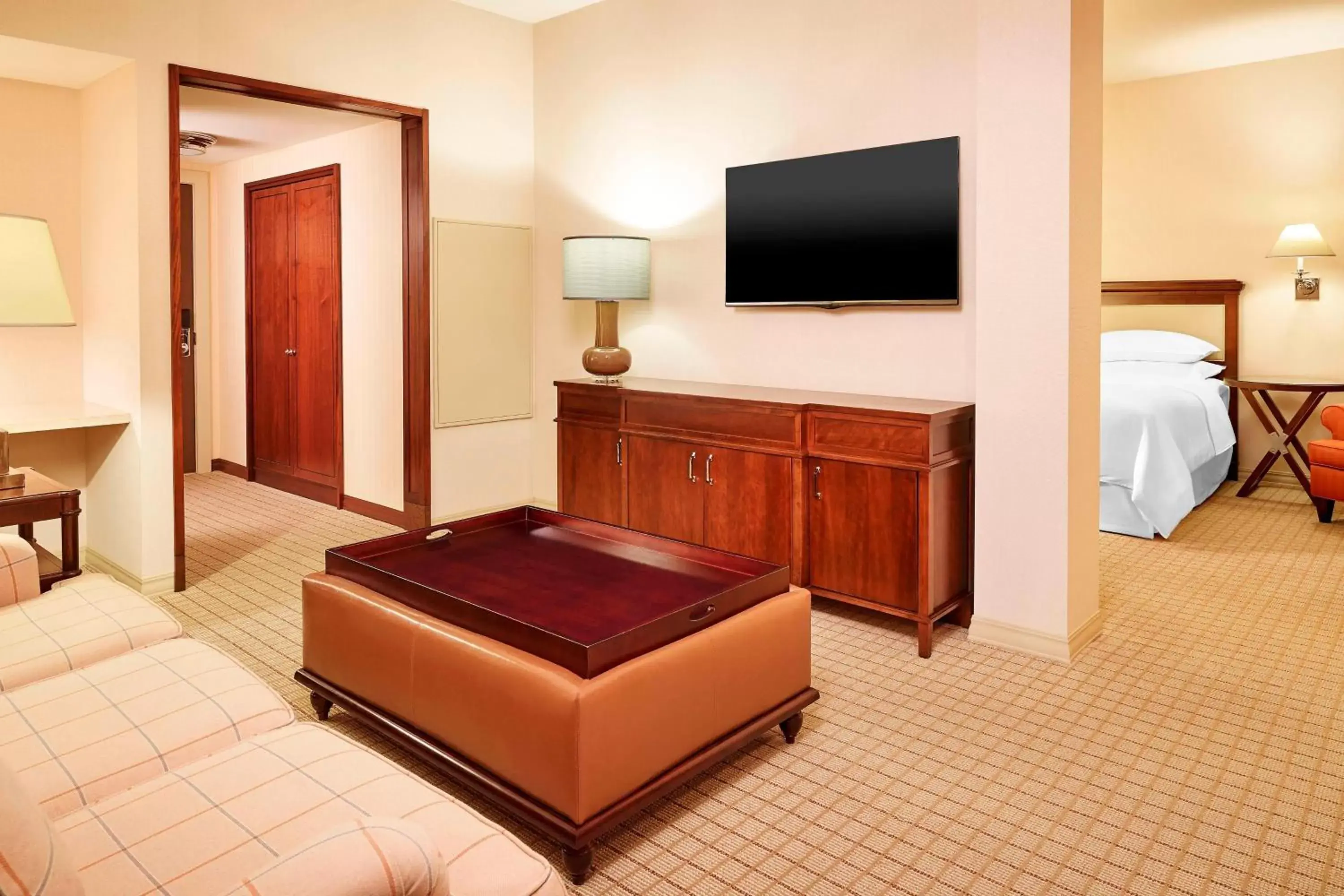 Photo of the whole room, TV/Entertainment Center in Sheraton Hotel Stonebriar