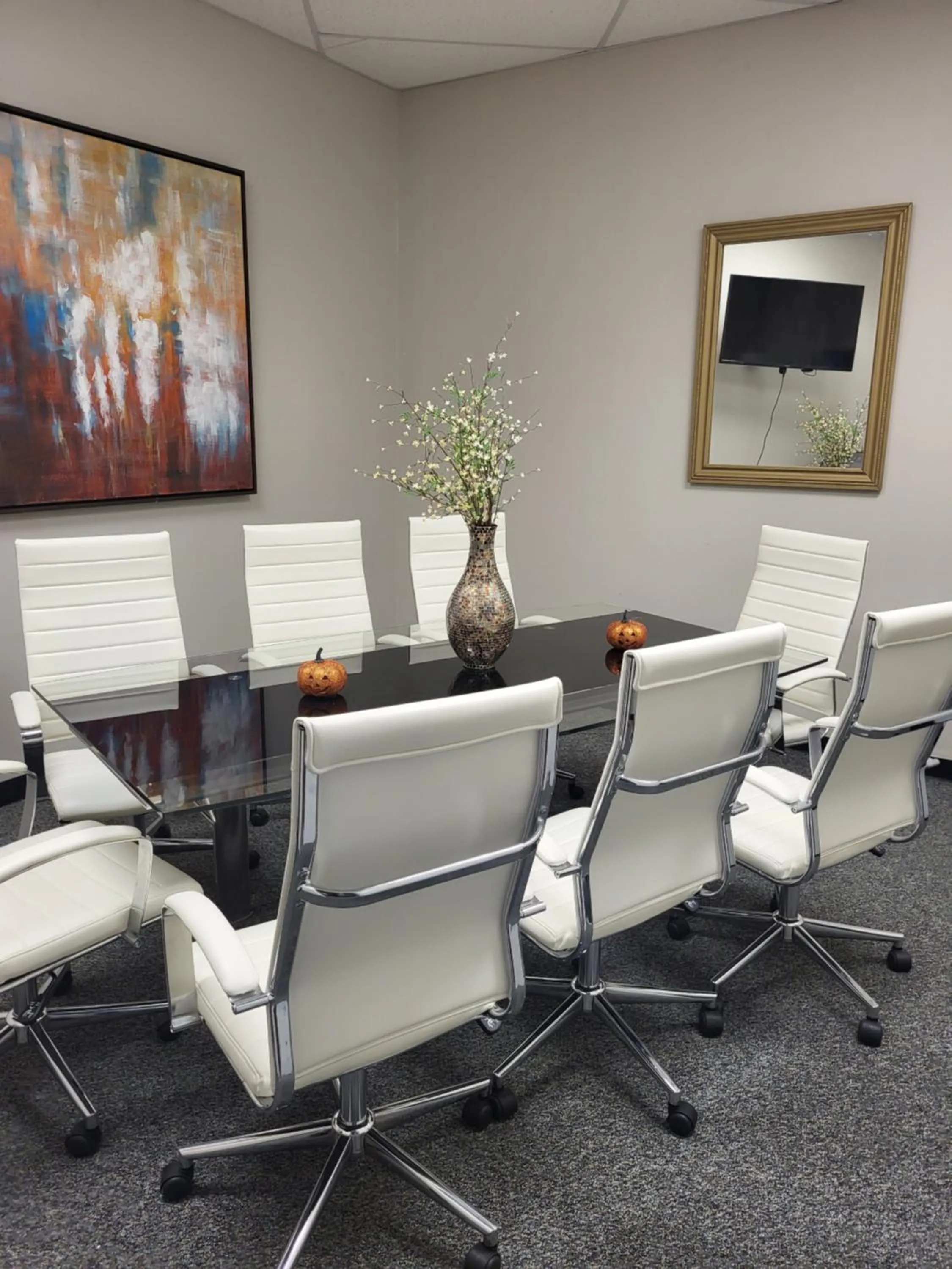 Business facilities in WASHBURN HOTEL SUITES