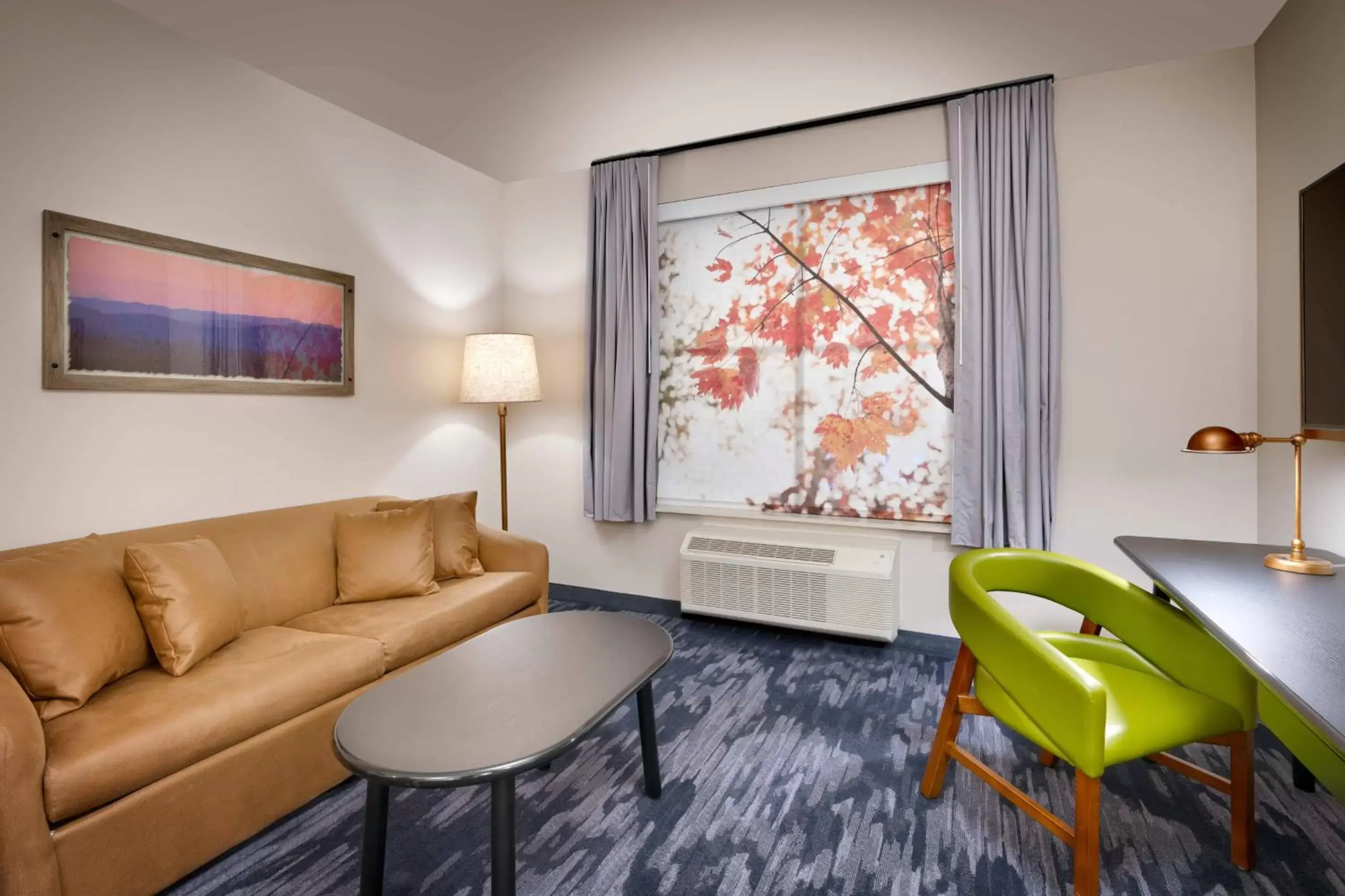 Living room, Seating Area in Fairfield Inn & Suites by Marriott Rockport
