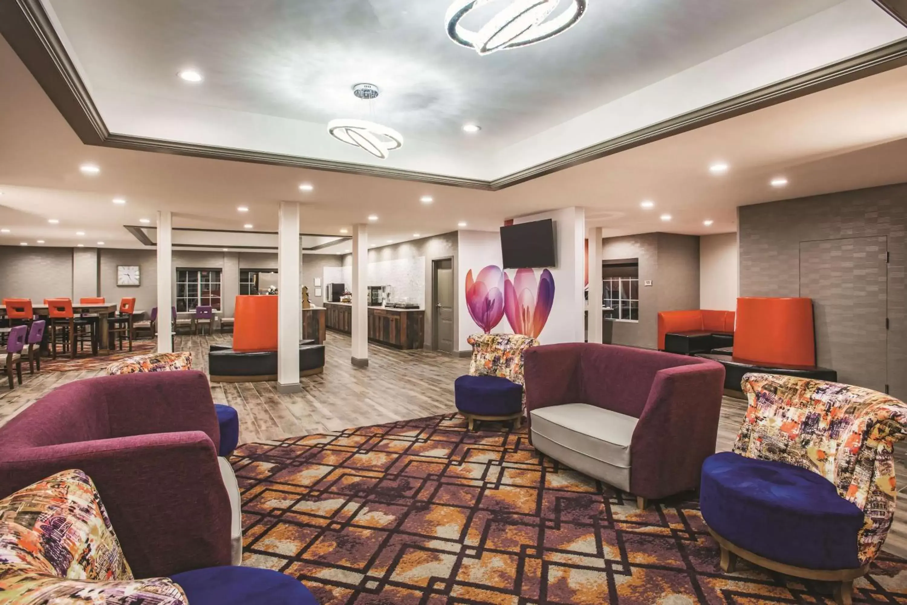 Lobby or reception in La Quinta by Wyndham Chambersburg Lobby or reception in La Quinta by Wyndham Chambersburg