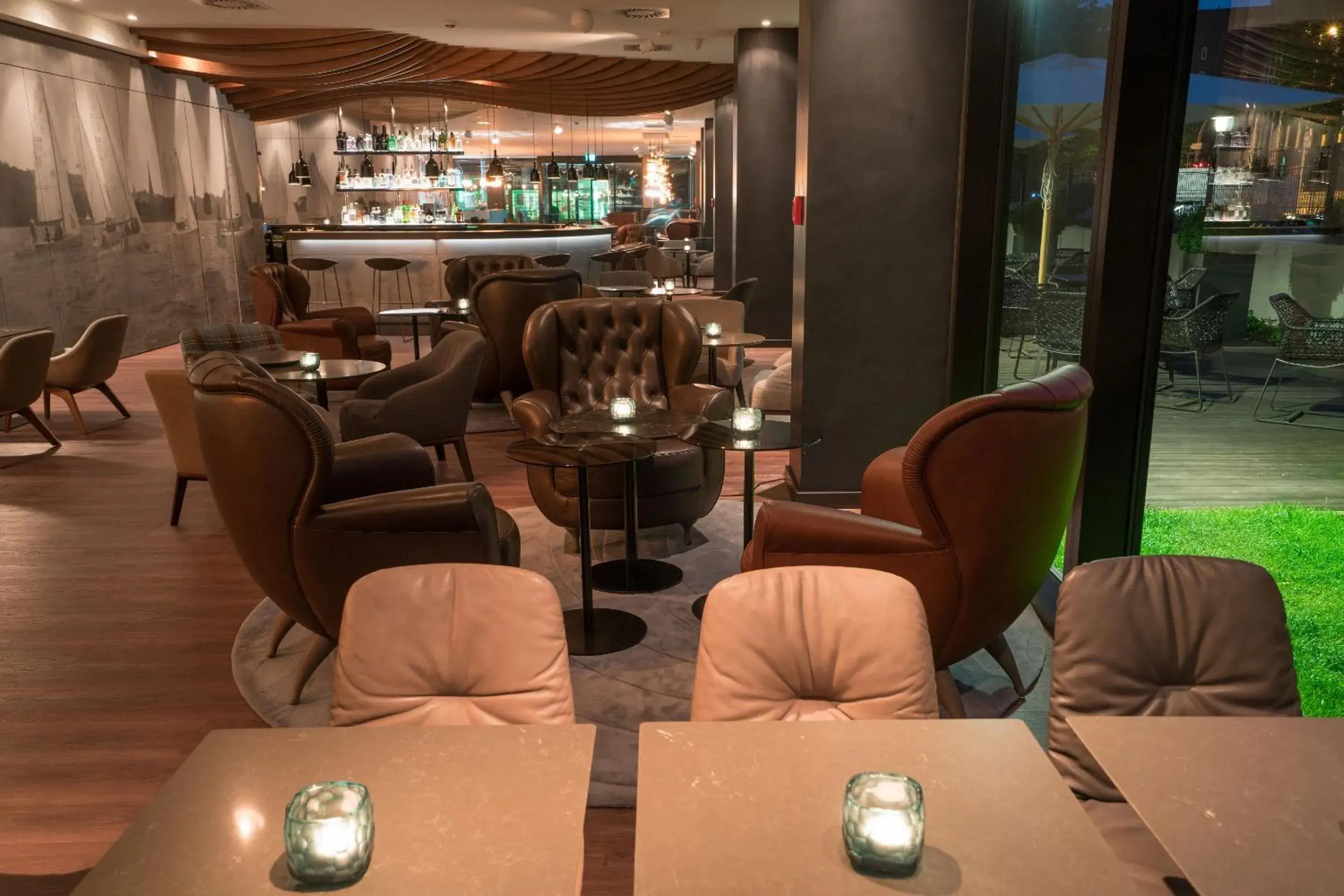 Lounge or bar, Lounge/Bar in Motel One Hamburg-Alster