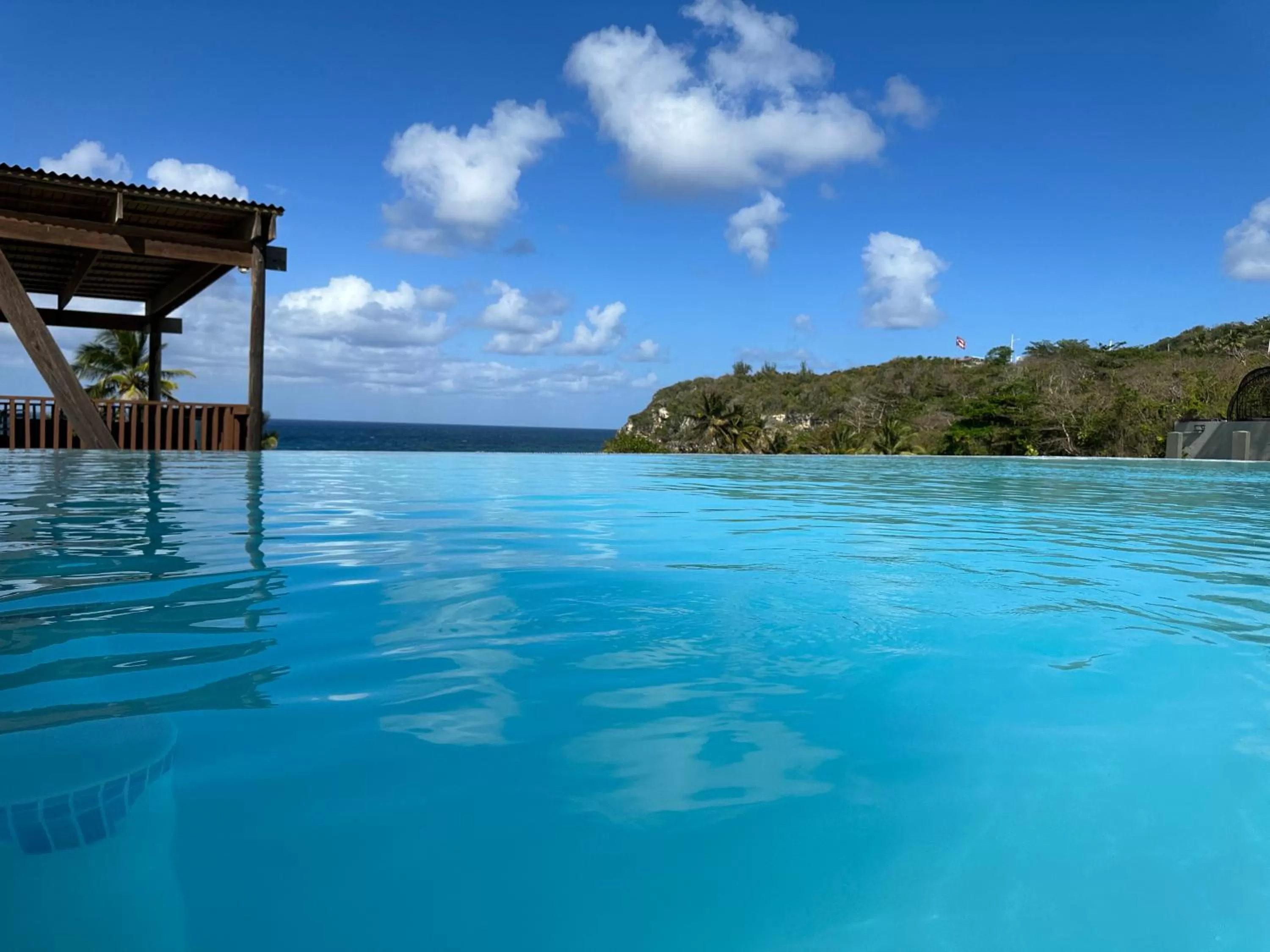 Pool view in Hotel El Guajataca