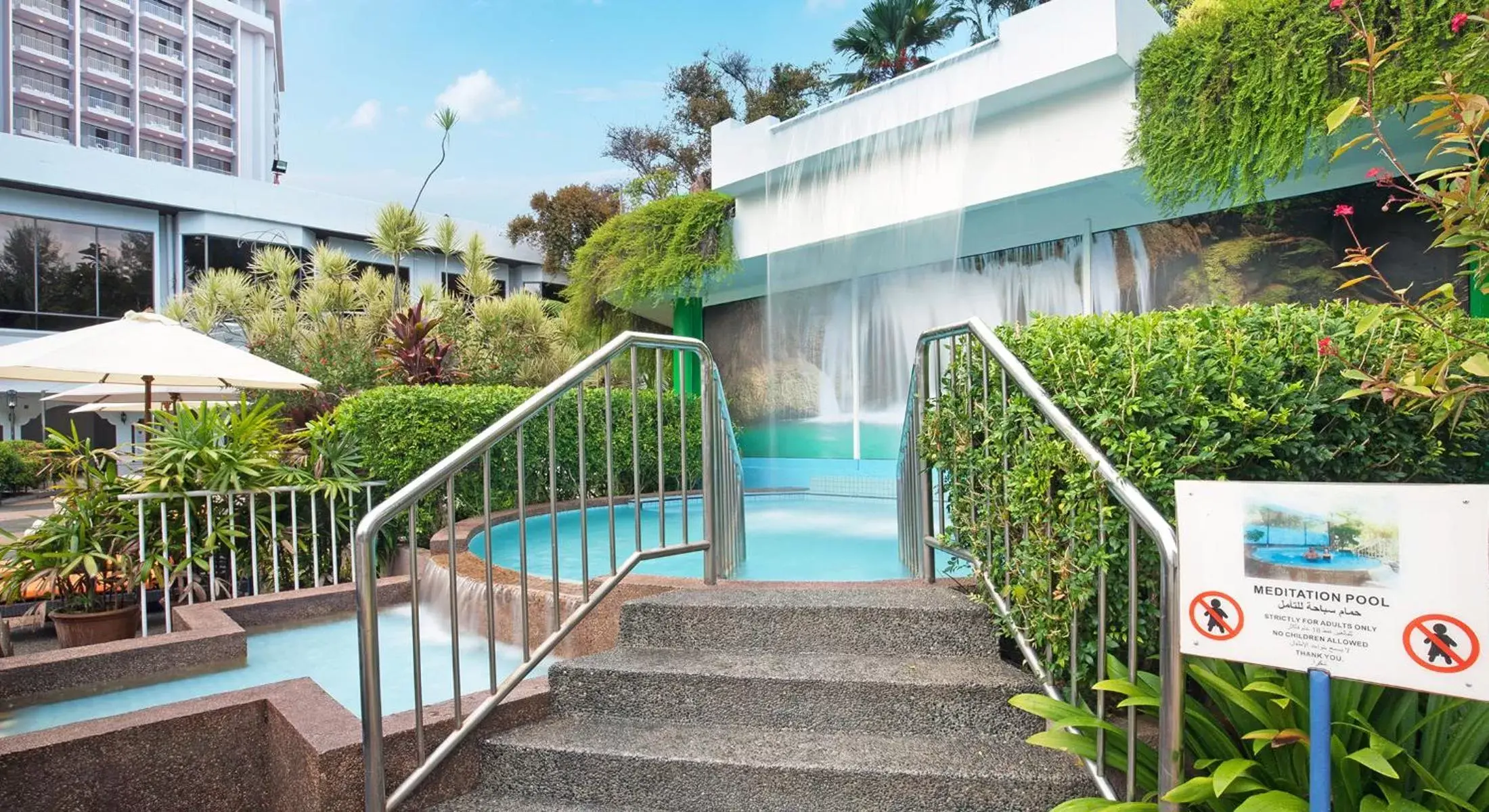 Massage in The Bayview Beach Resort Massage in The Bayview Beach Resort