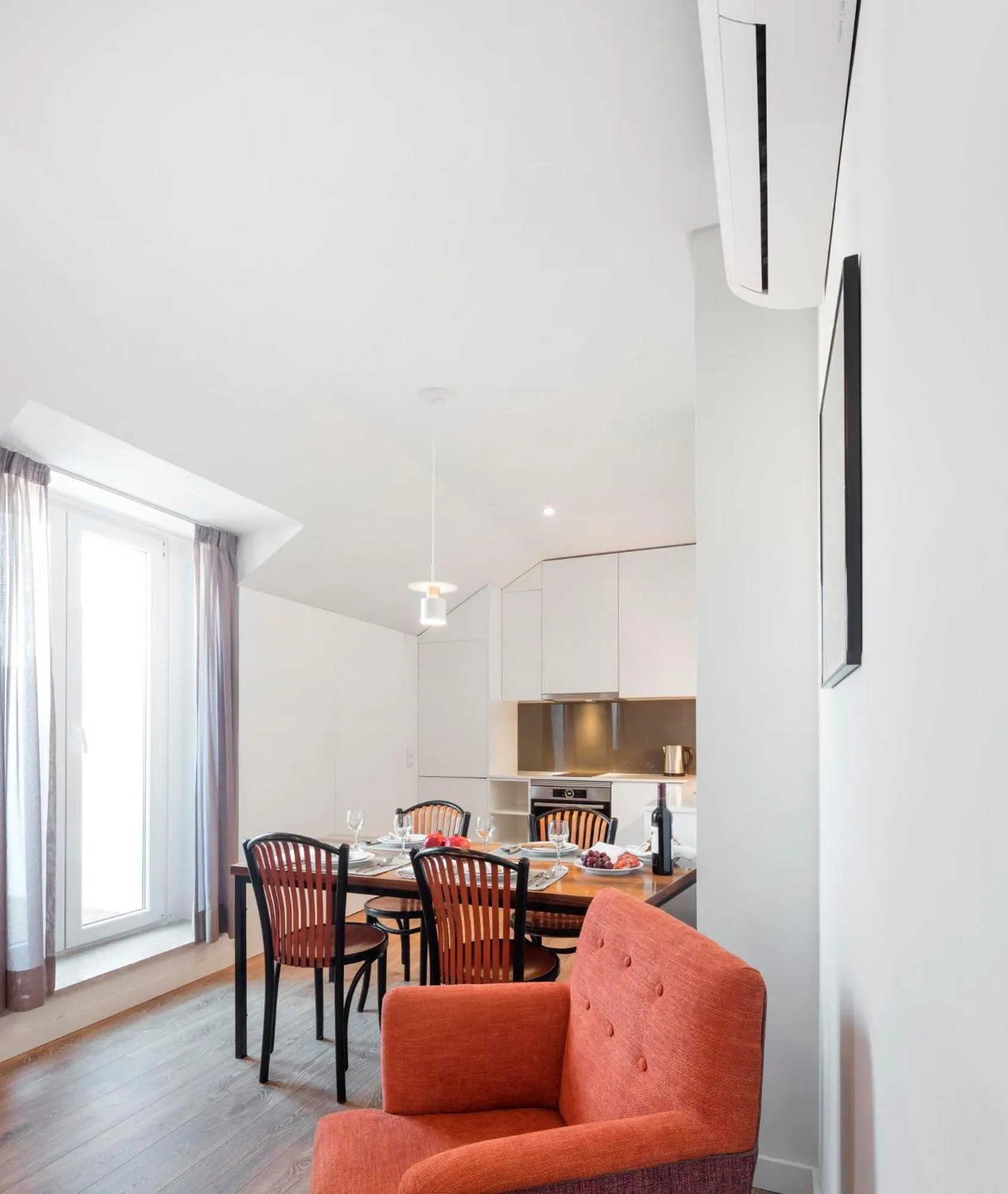 Dining area in Lisbon Serviced Apartments - Avenida