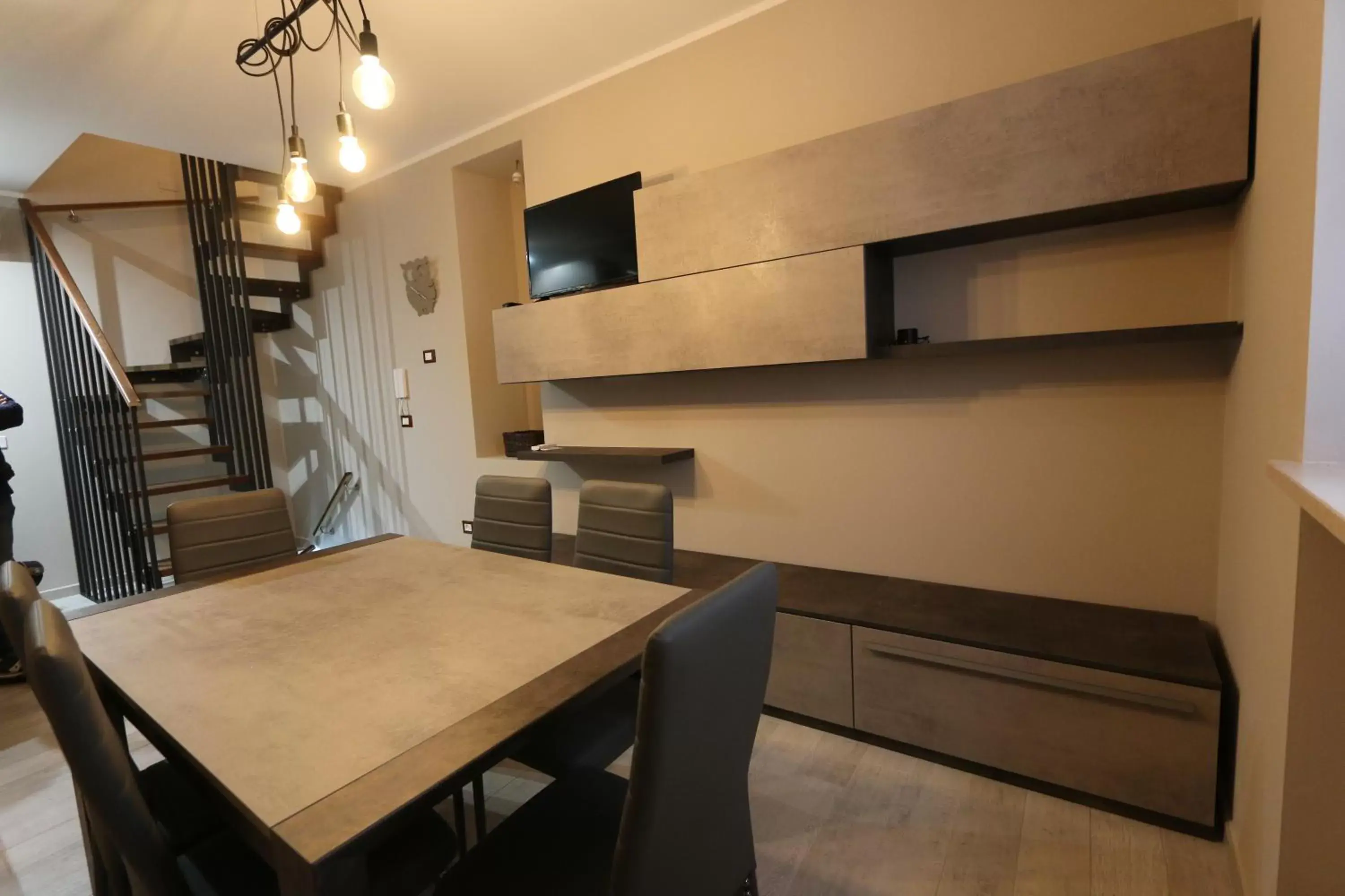 Dining Area in PETITE MAISON