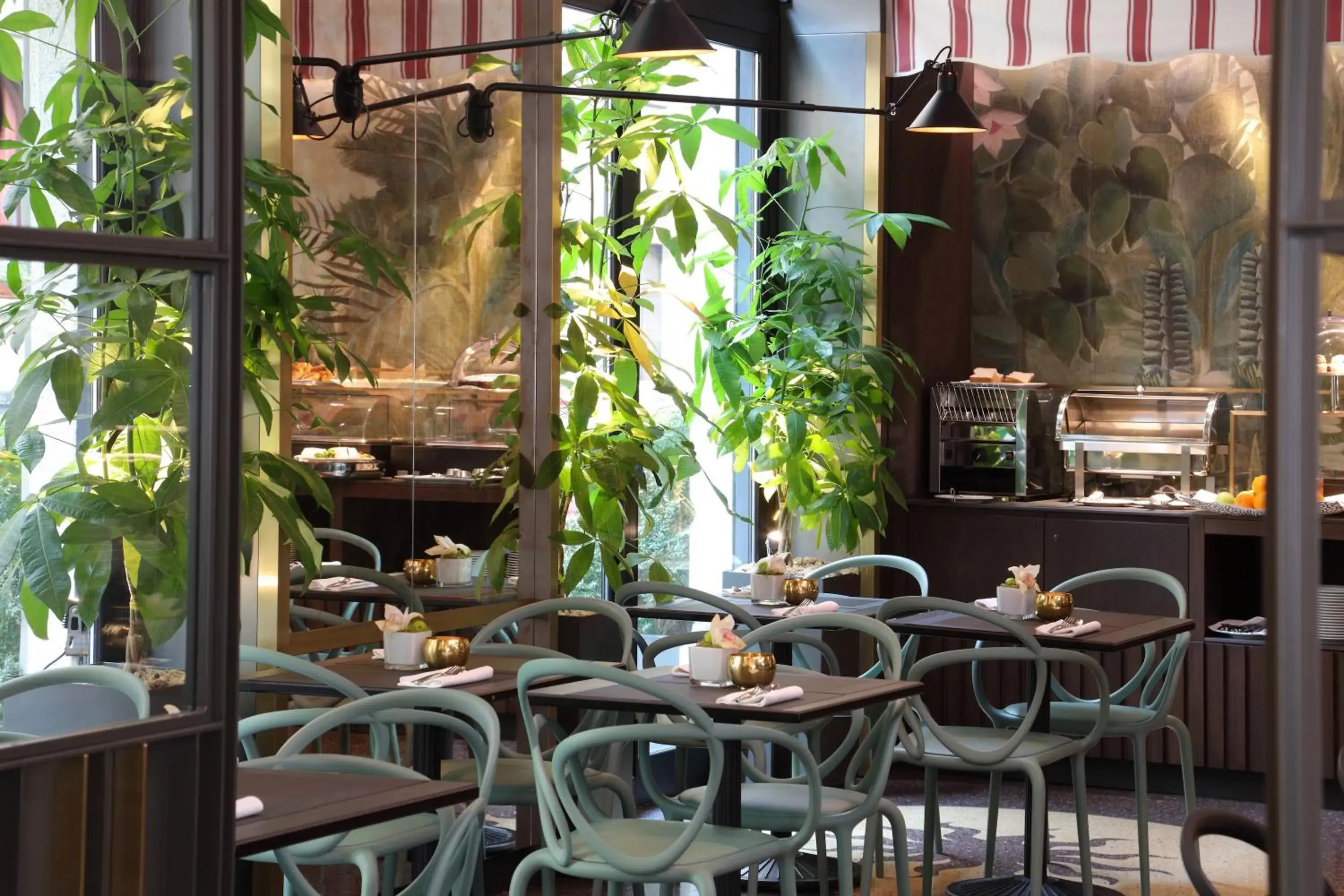 Buffet breakfast, Restaurant/Places to Eat in Hotel Sanpi Milano