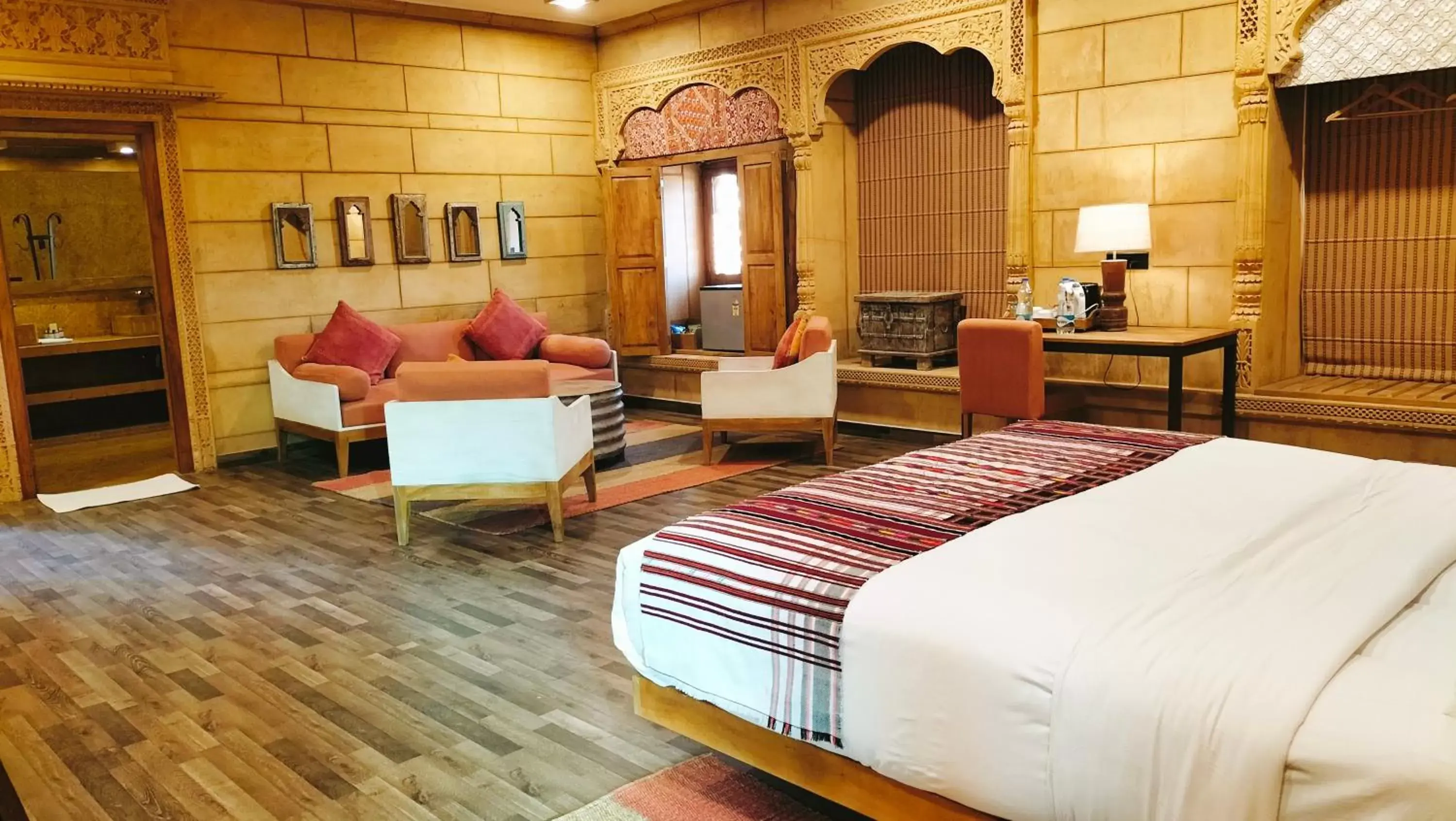 Bedroom, Bed in Hotel Grand Khalifa Bedroom, Bed in Hotel Grand Khalifa