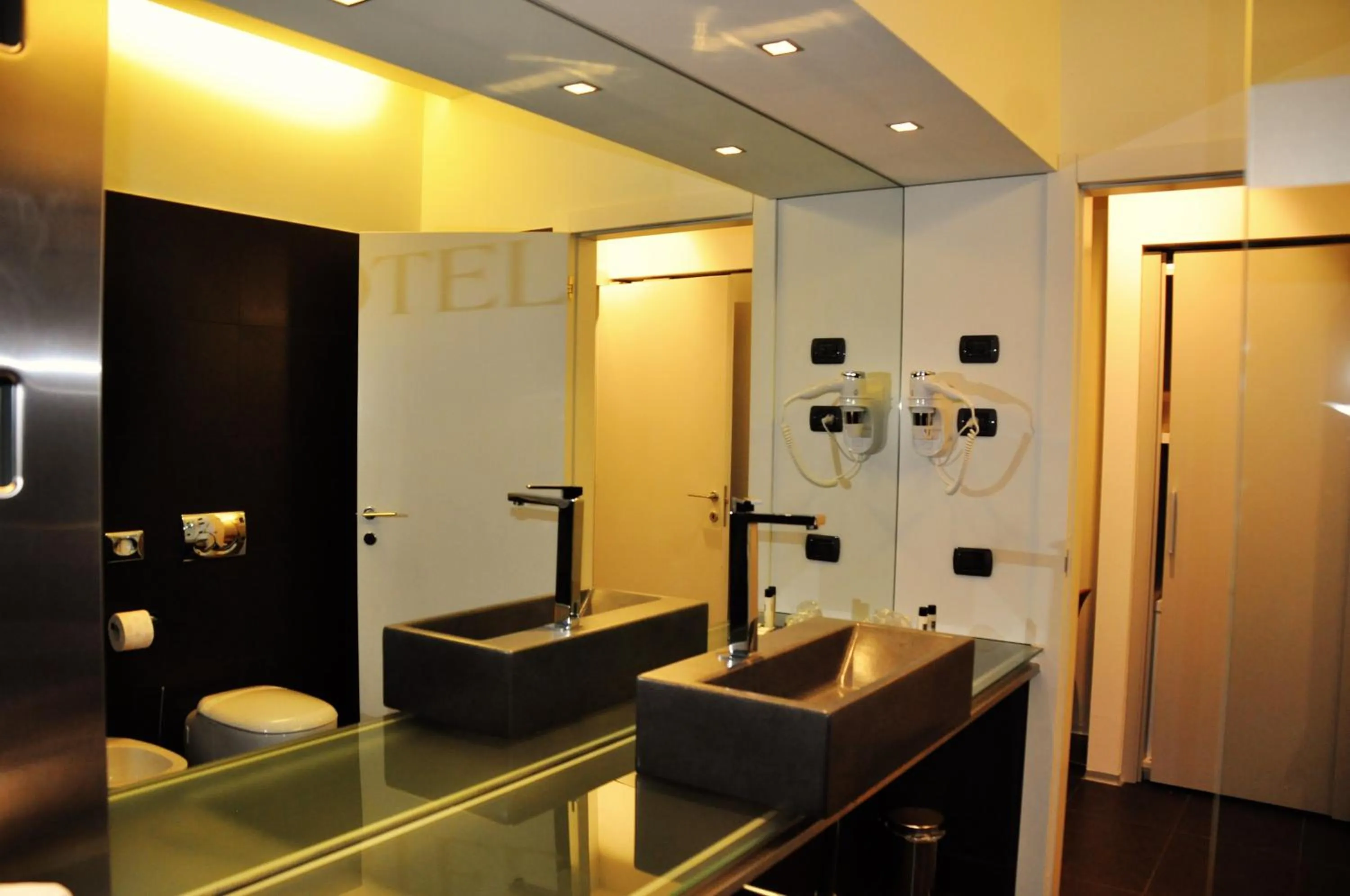 Toilet in Star Hotel Airport Verona