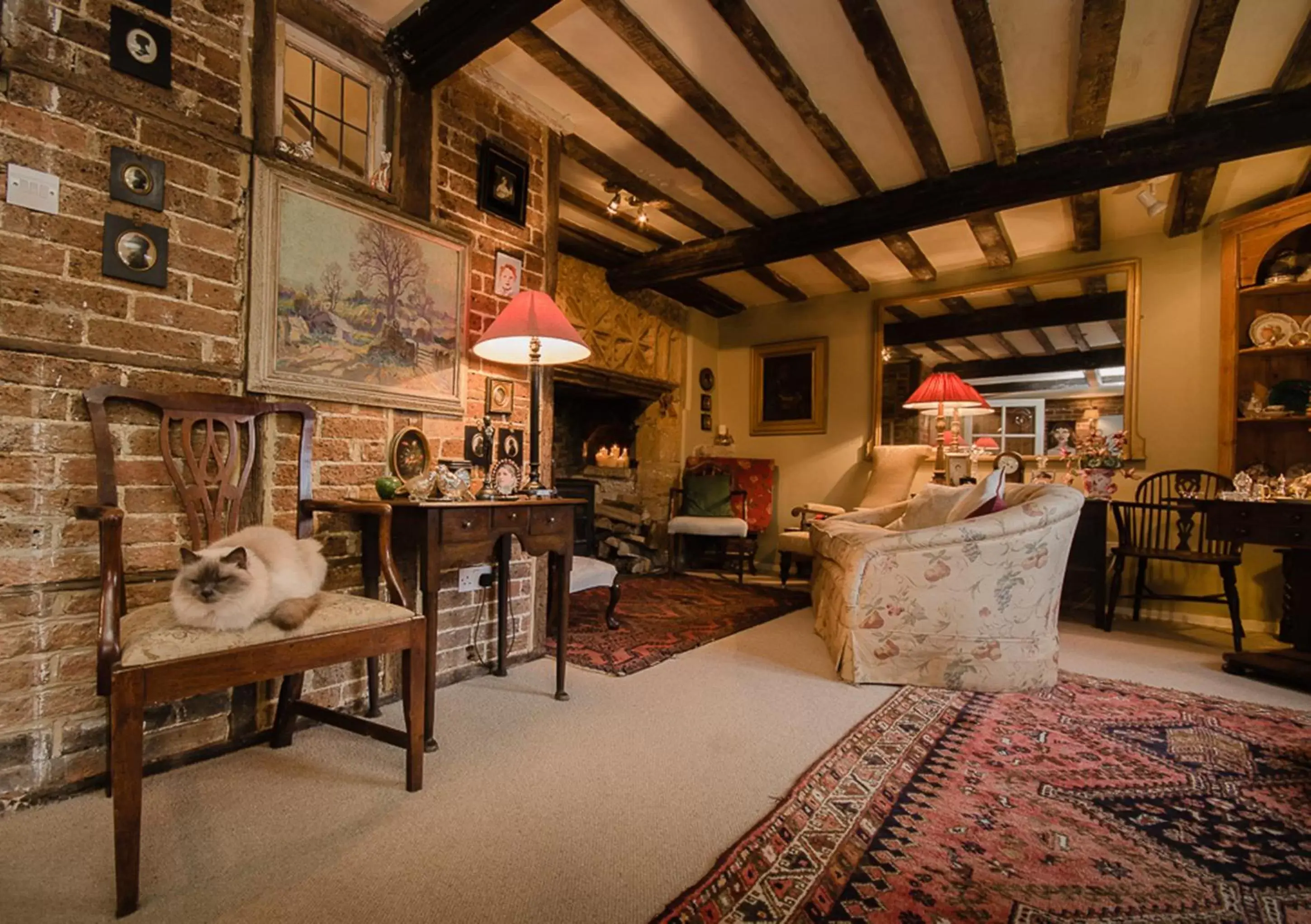 Living room, Seating Area in Tudor Cottage B&B Frampton