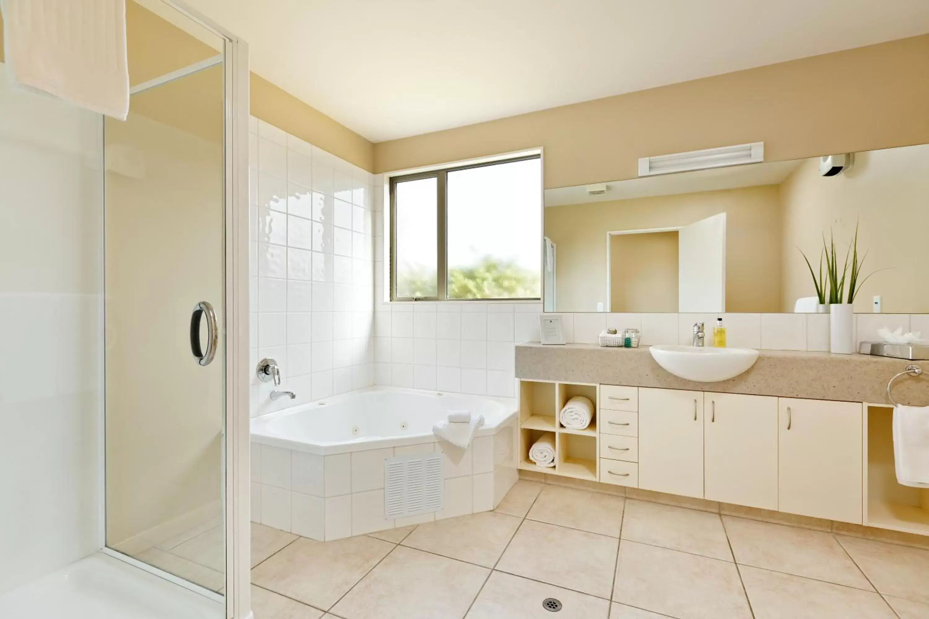 Bathroom in Vintners Retreat