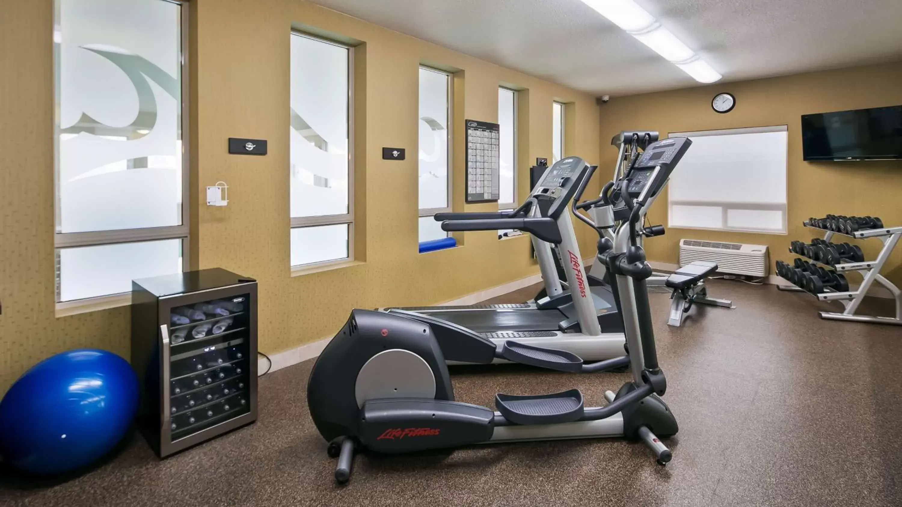 Spa and wellness centre/facilities, Fitness Center/Facilities in Best Western Plus Sherwood Park Inn & Suites