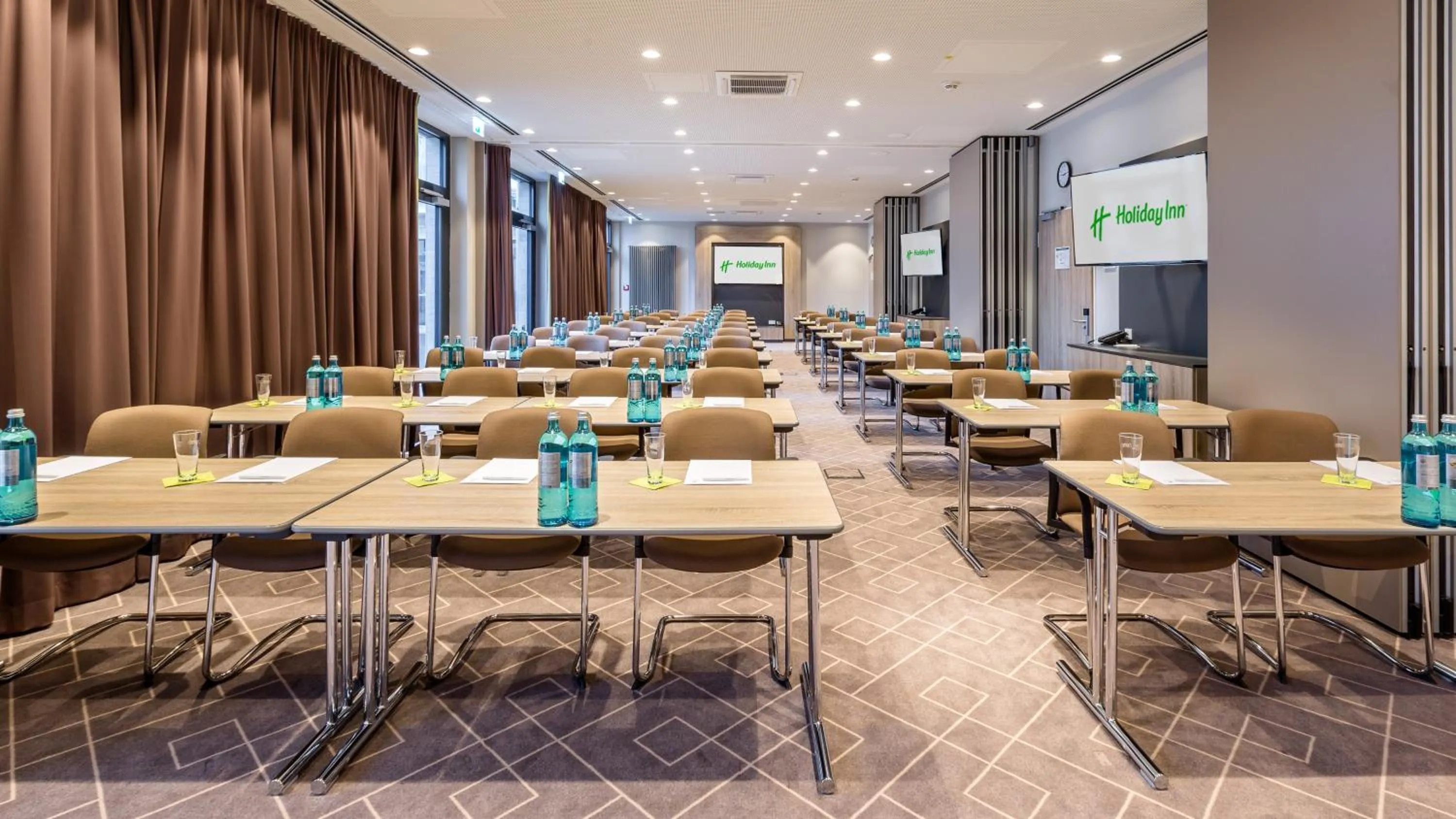 Meeting/conference room in Holiday Inn Munich - City East, an IHG Hotel