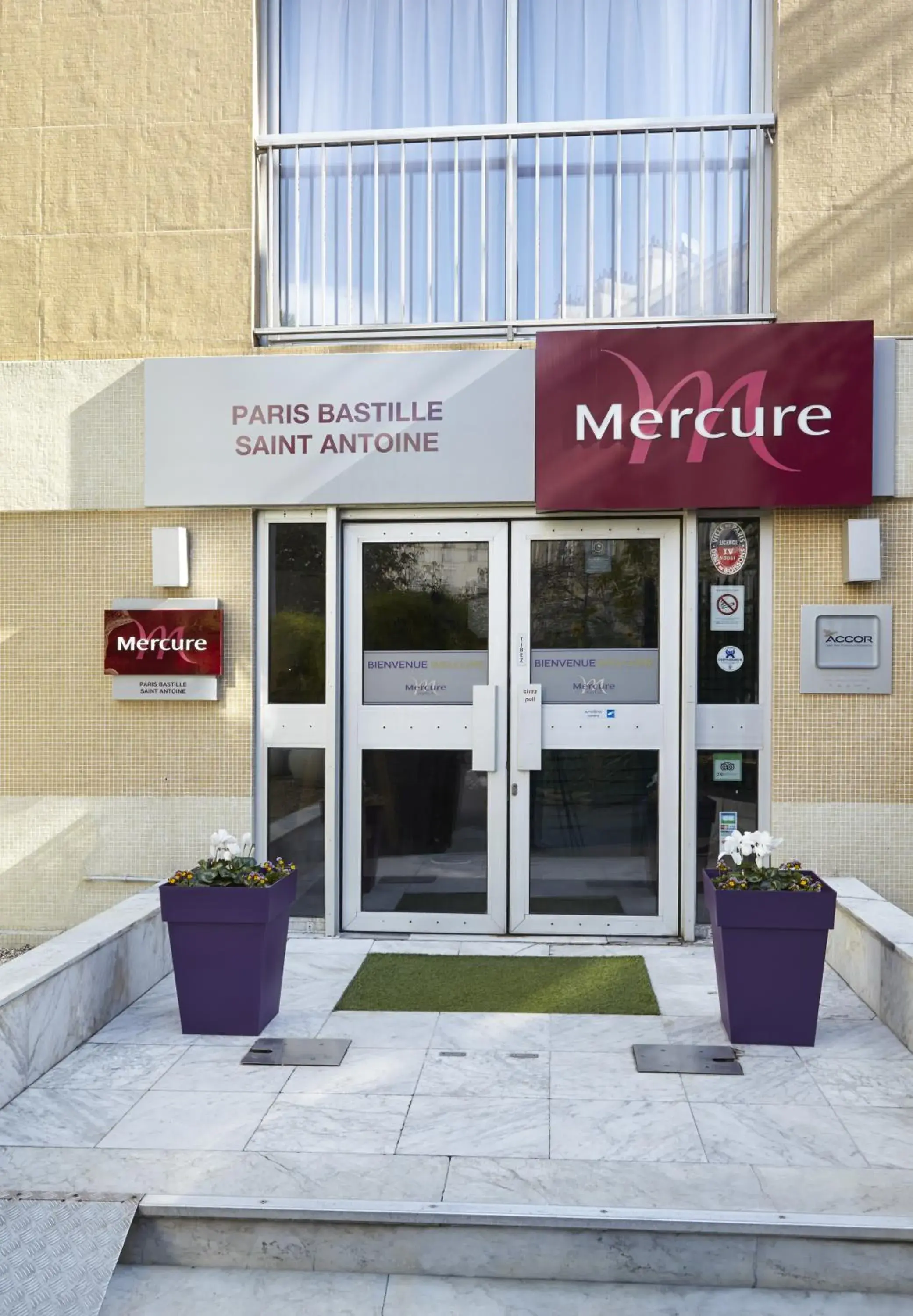 Facade/entrance in Mercure Paris Bastille Saint Antoine