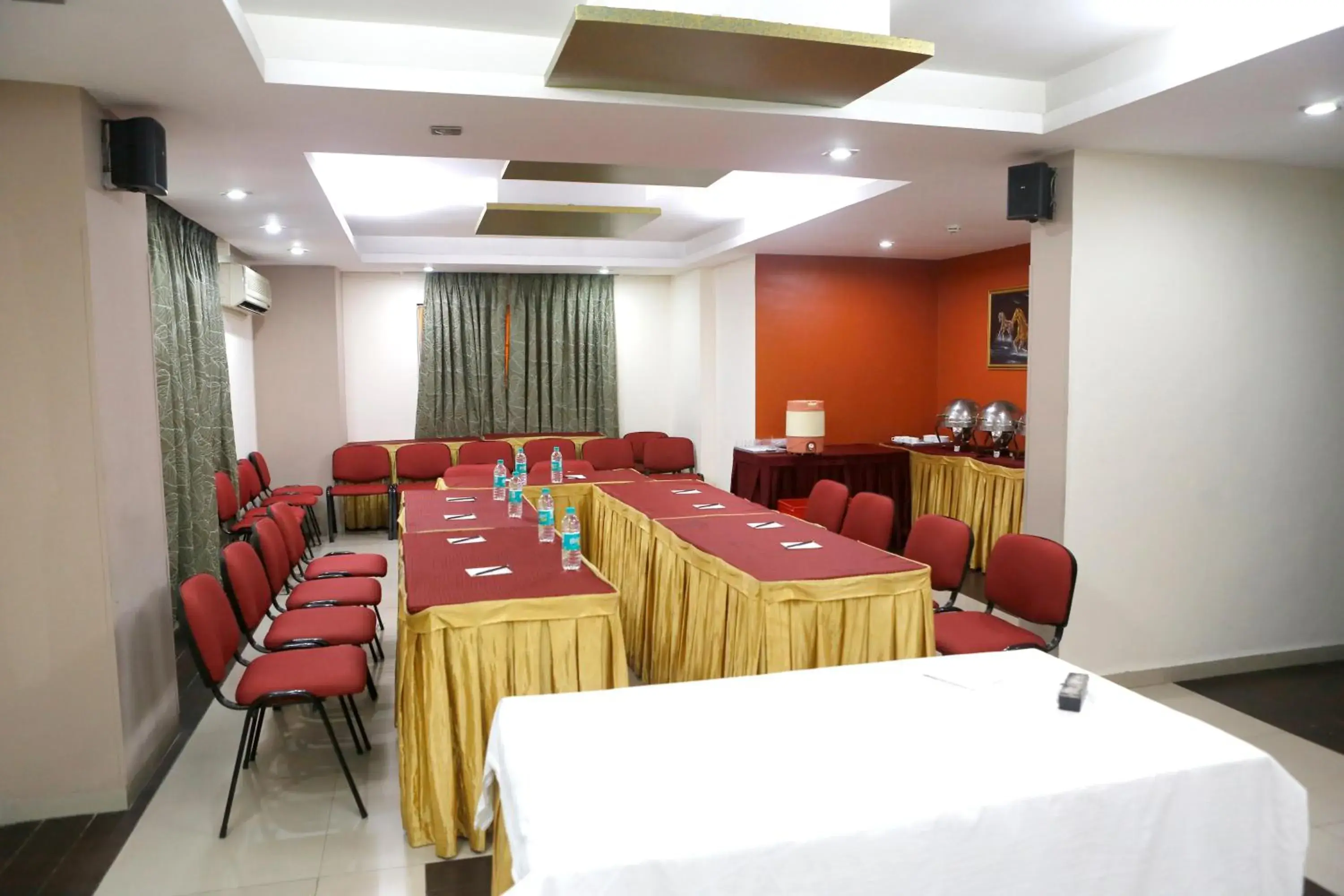 Banquet/Function facilities in Best Western Yuvraj