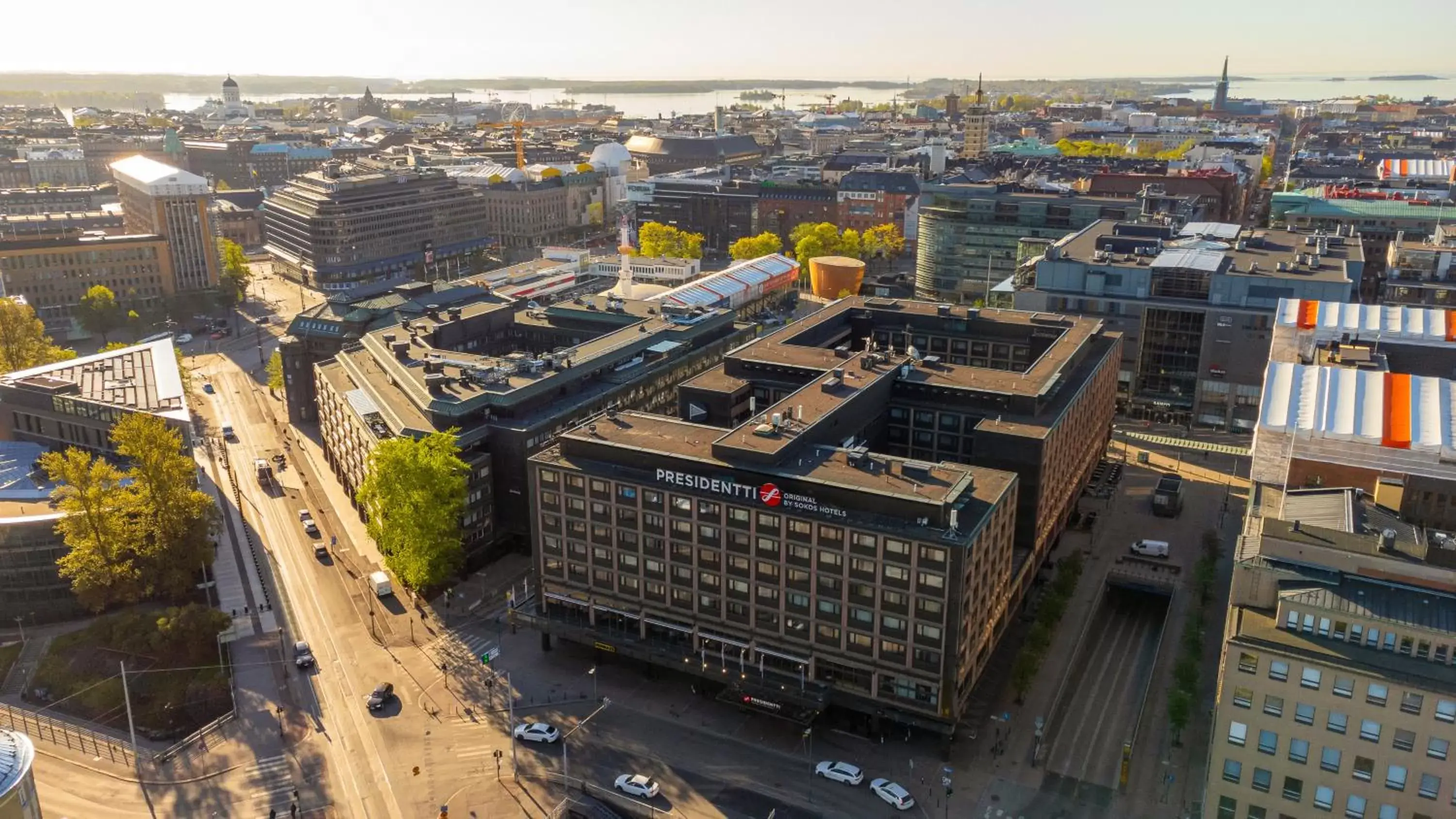 Property building, Bird's-eye View in Original Sokos Hotel Presidentti Helsinki