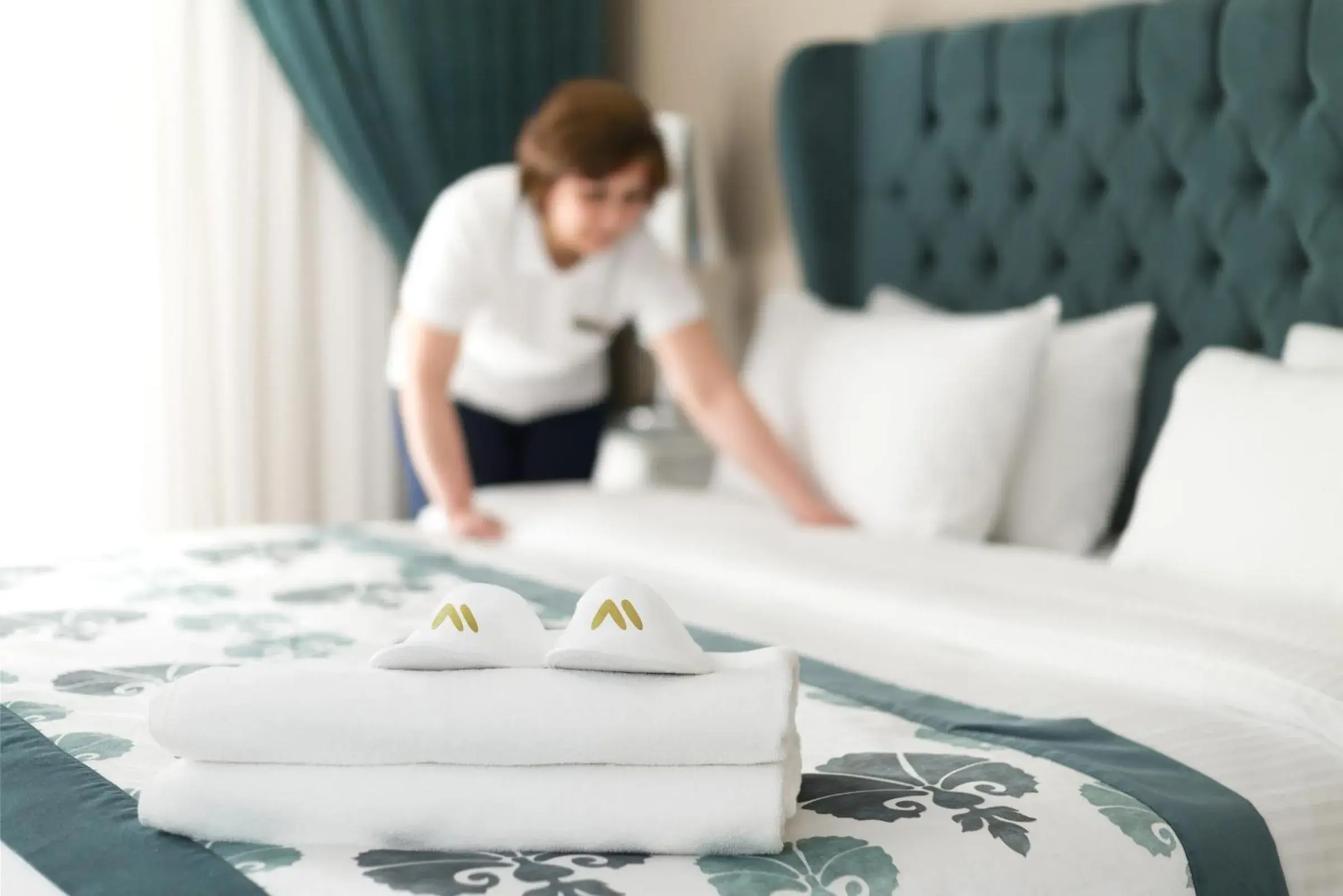 People, Bed in Metropolitan Hotels Taksim People, Bed in Metropolitan Hotels Taksim