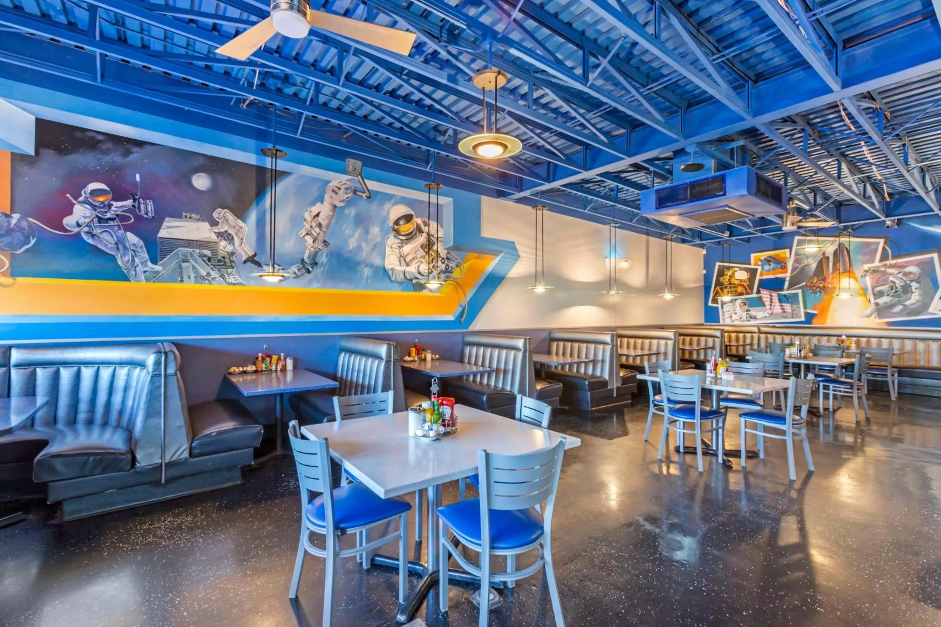 Breakfast in Best Western Space Age Lodge Breakfast in Best Western Space Age Lodge