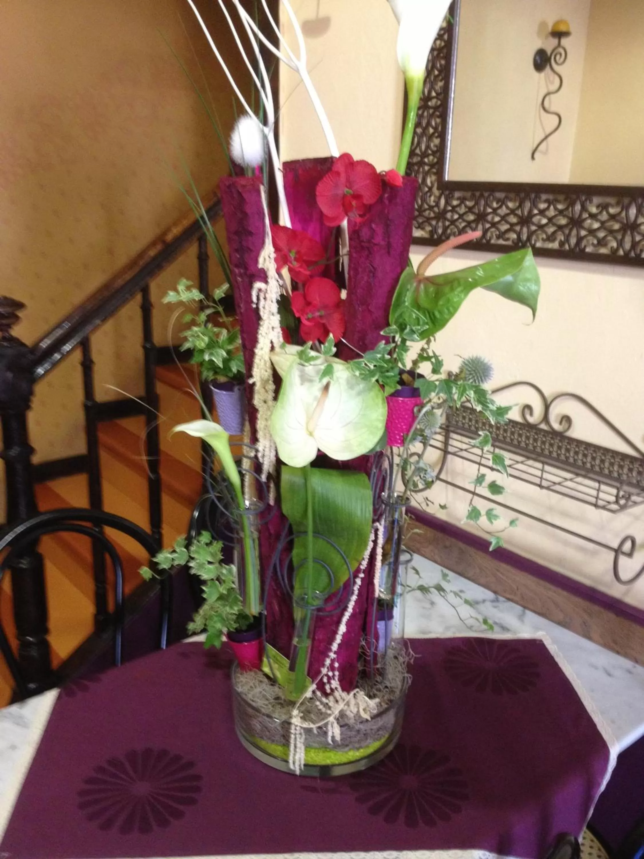 Decorative detail in Hotel des Remparts