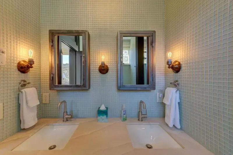 Bathroom in South Main Residences by Surf Hotel