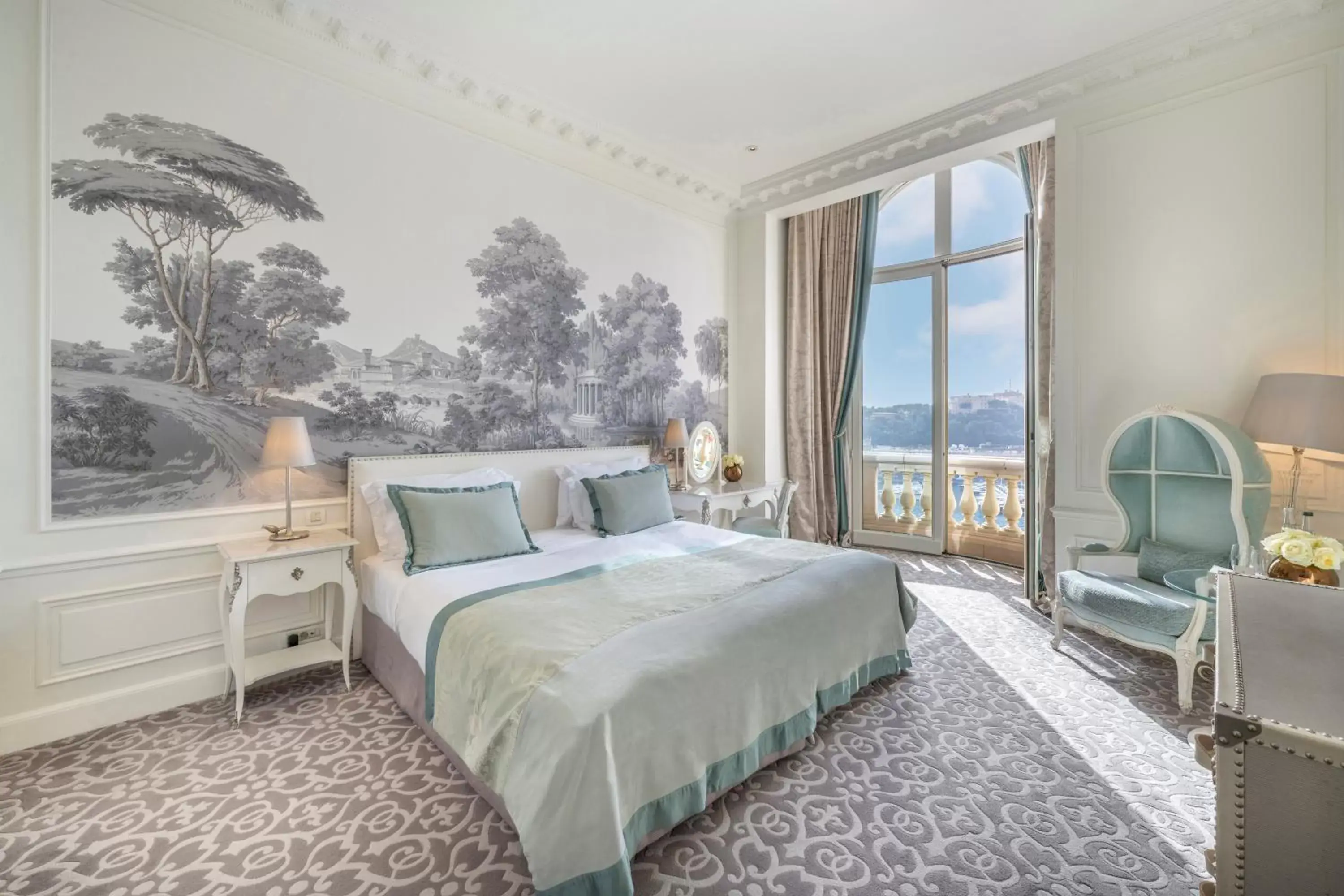 Bedroom in Hôtel Hermitage Monte-Carlo