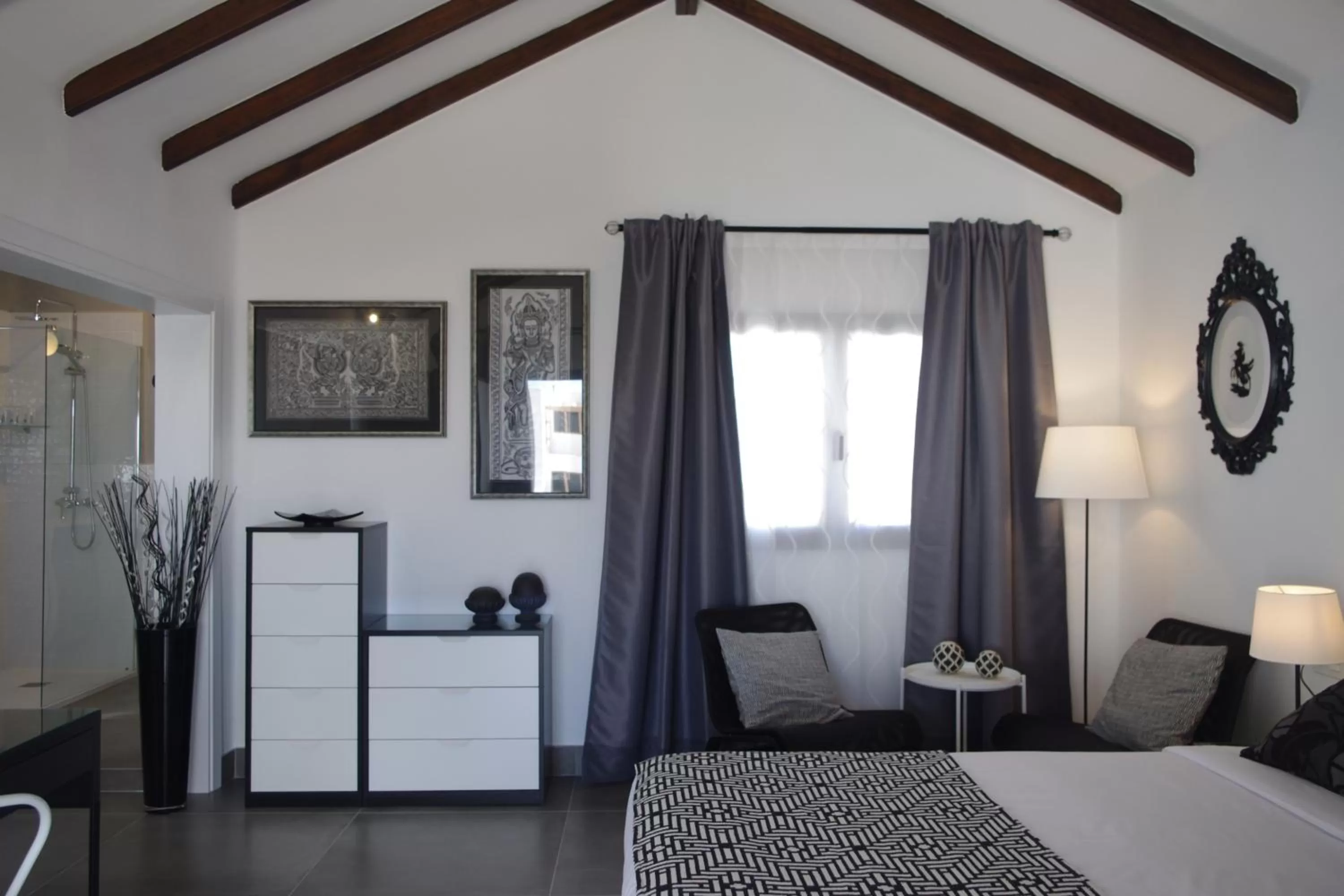 Photo of the whole room, Bed in MAGMA Rooms Playa Honda