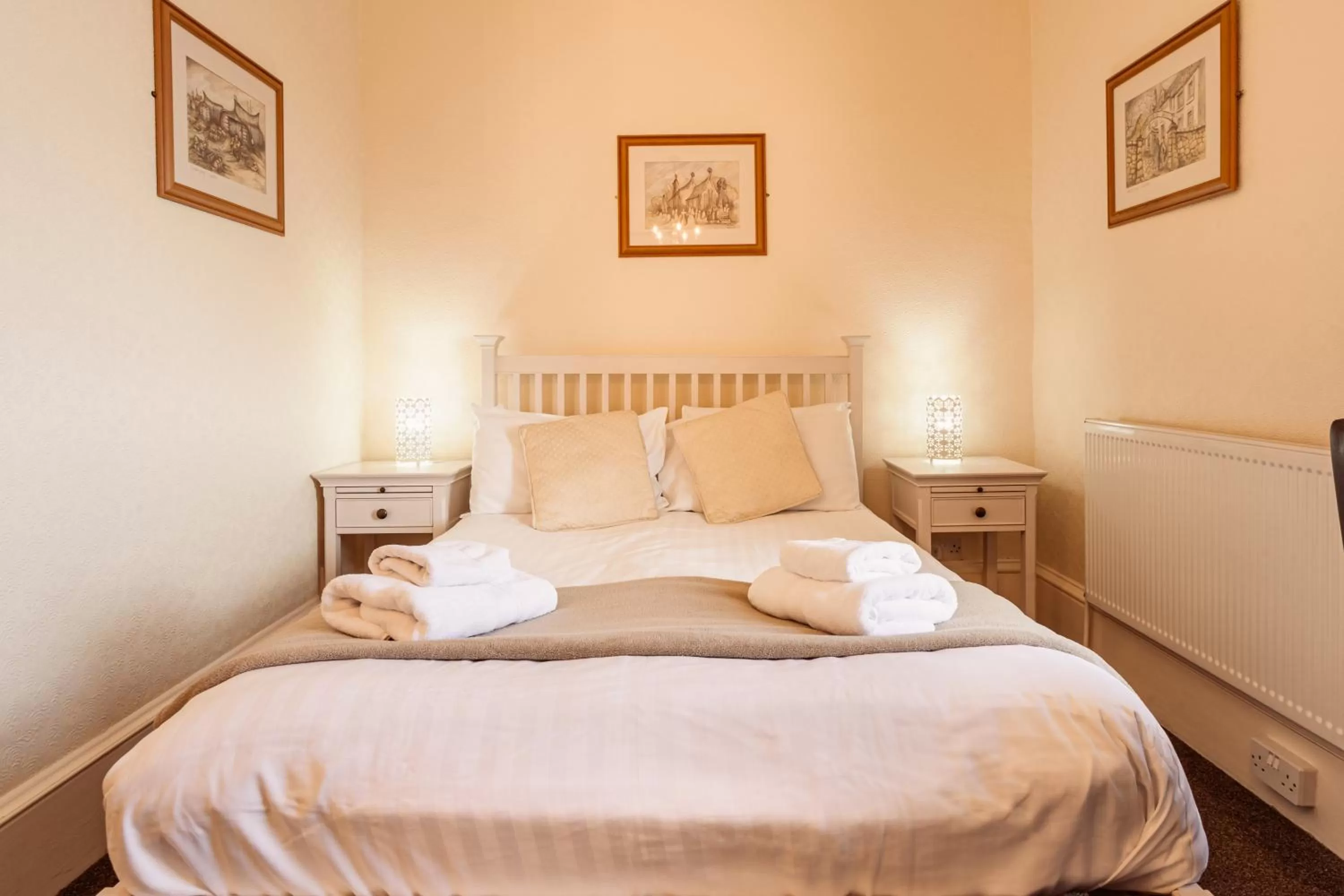 Bed in Manor House Hotel Holy Island