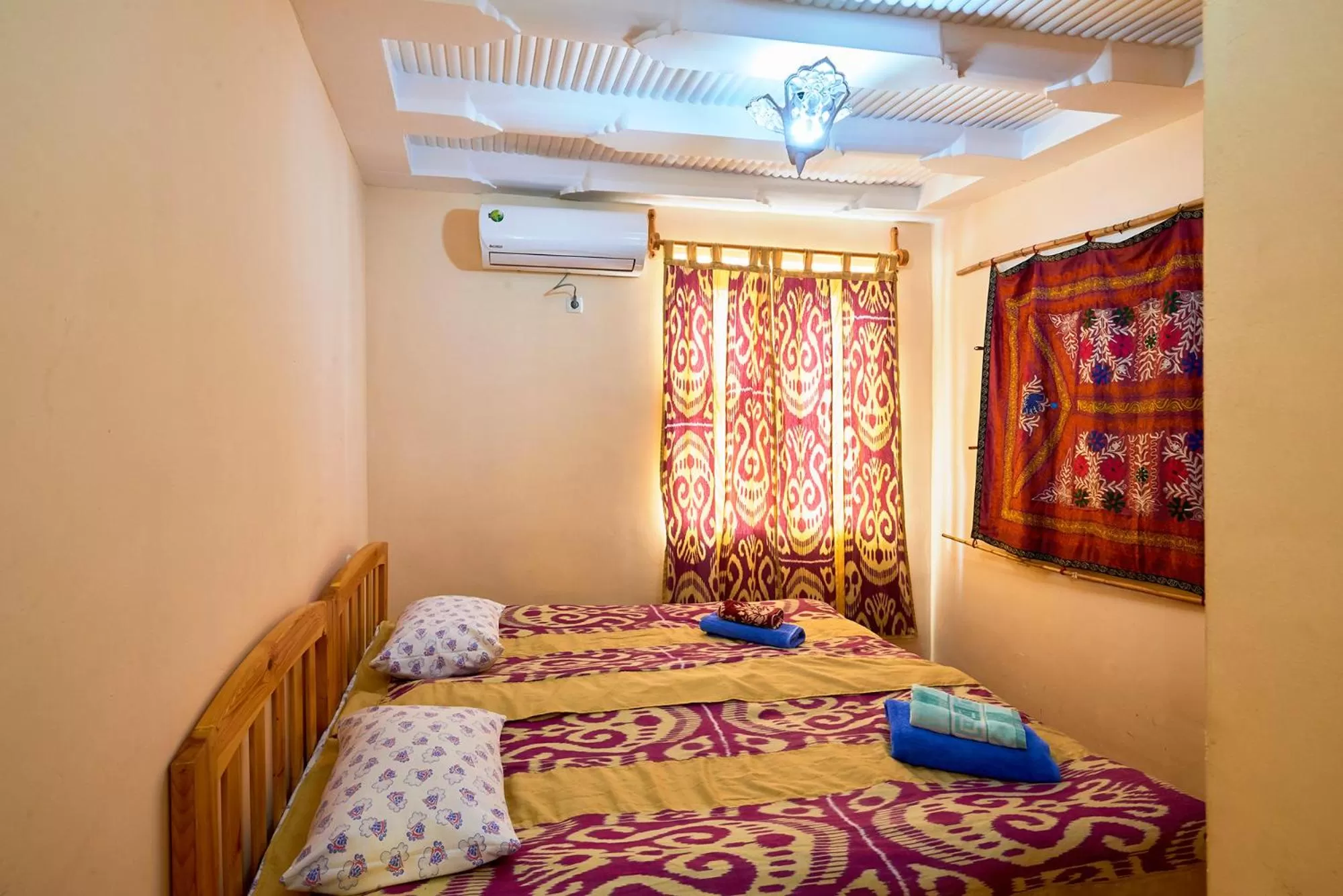 Photo of the whole room in B&B Emir