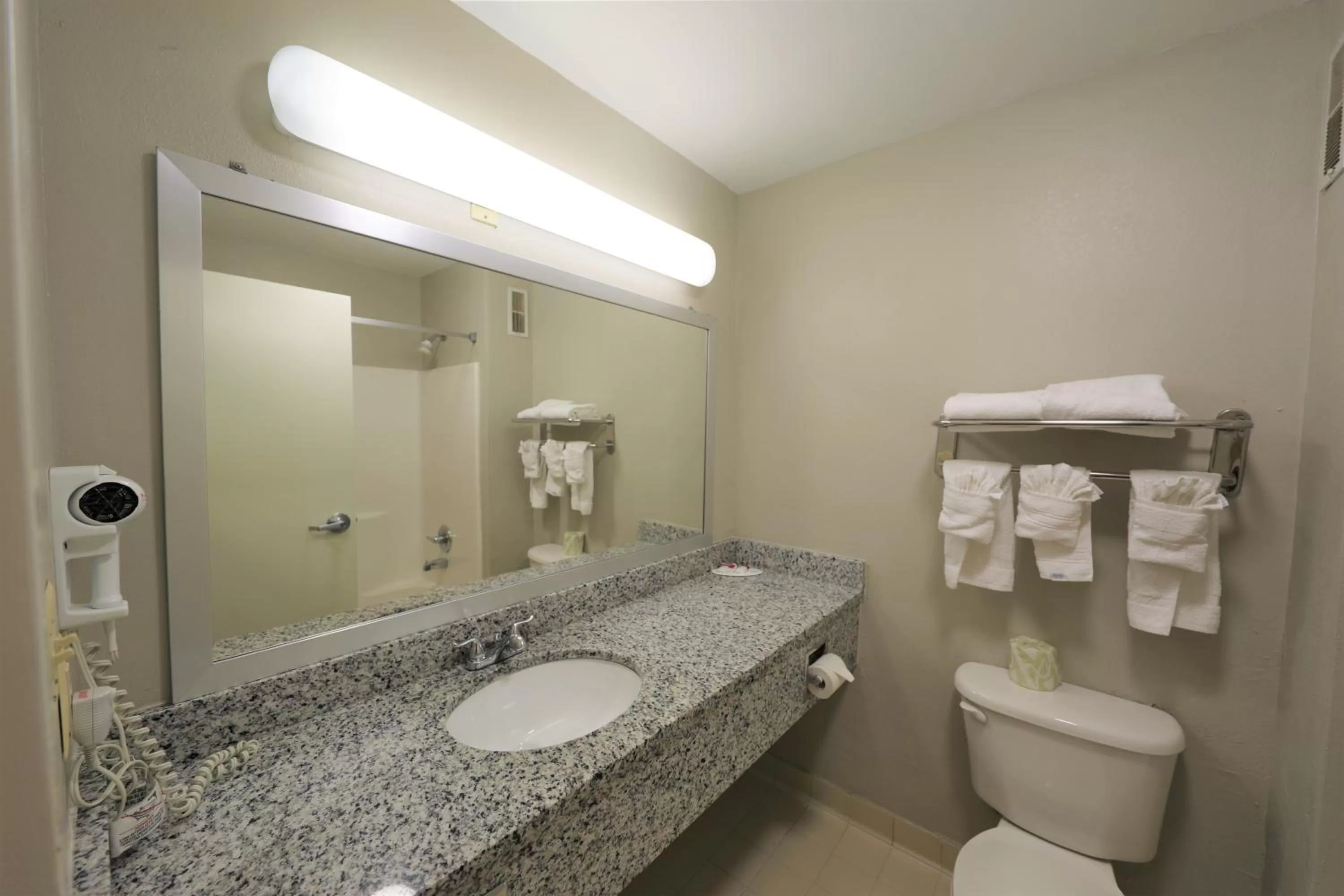 Studio Suite King Room Non Smoking in Days Inn by Wyndham Manassas