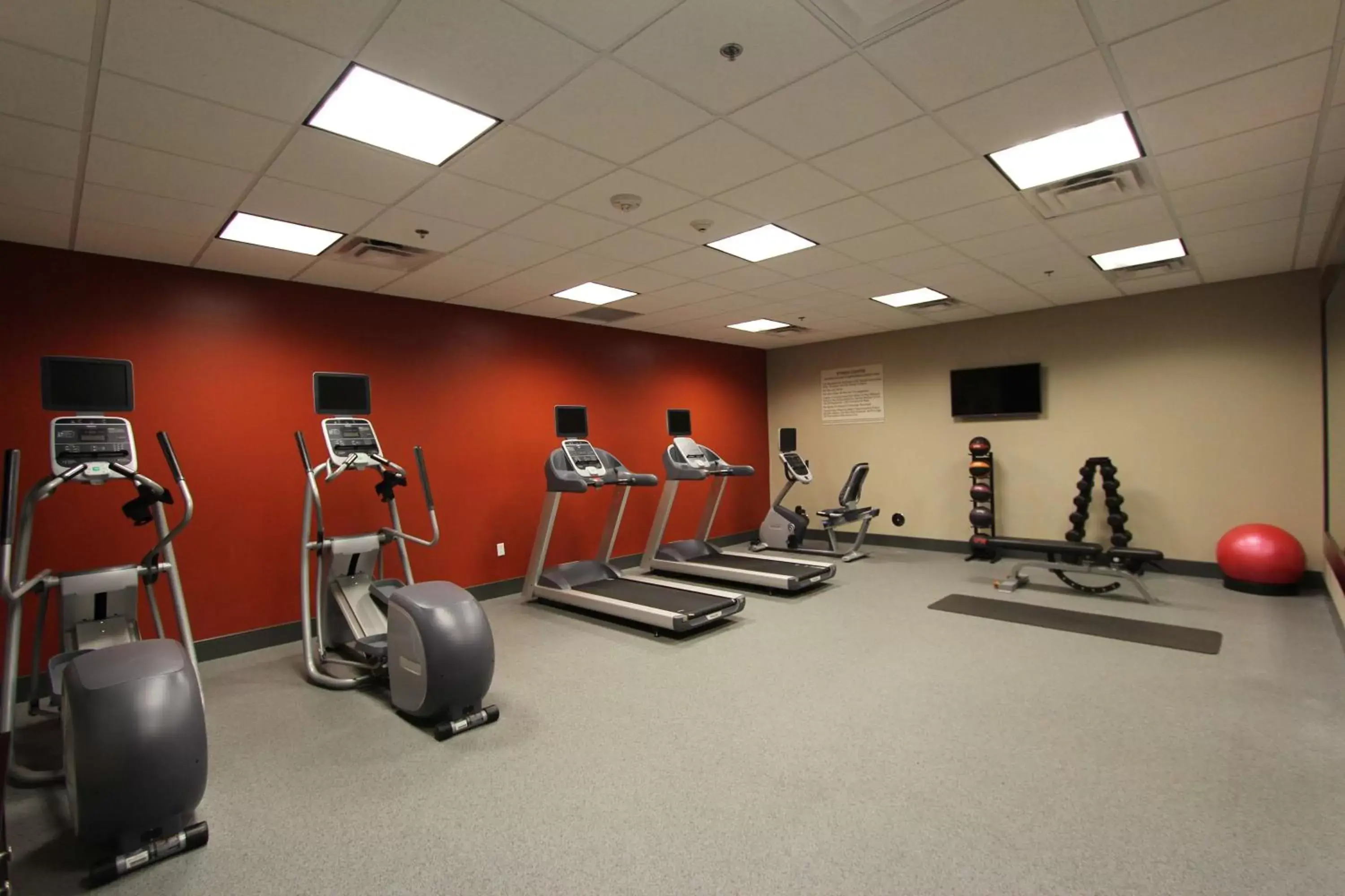 Fitness centre/facilities, Fitness Center/Facilities in Hilton Garden Inn Findlay