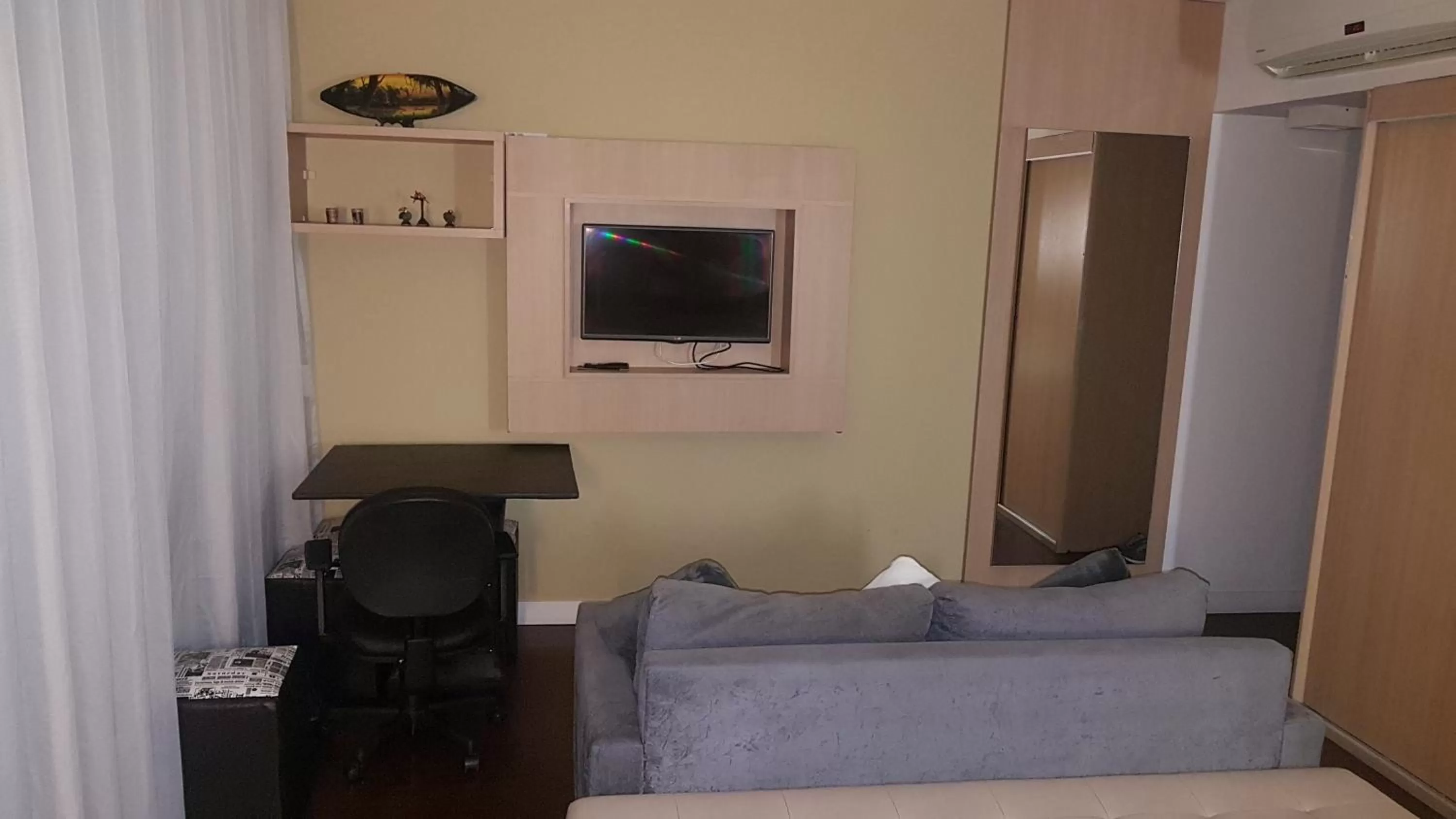 Communal lounge/ TV room, Bed in Flat Manaus