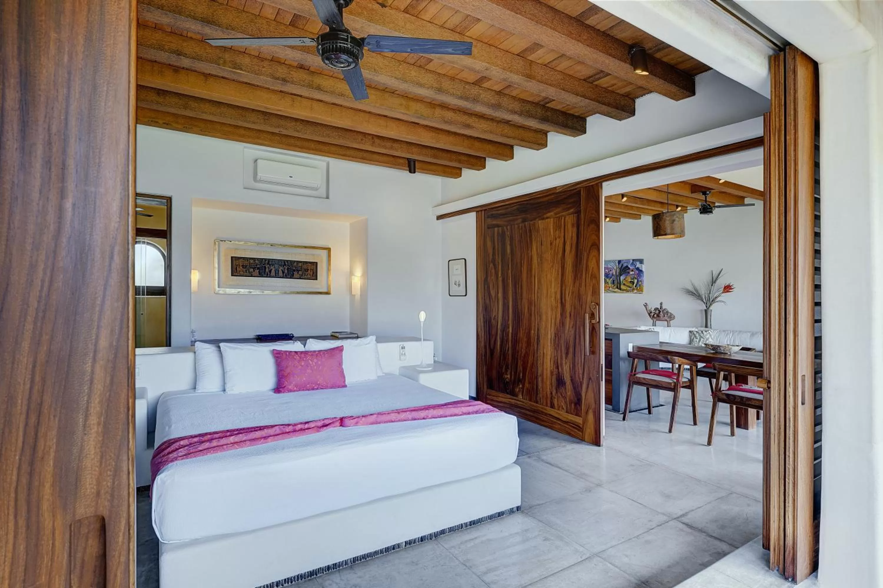 Photo of the whole room, Bed in Las Palmas Luxury Villas