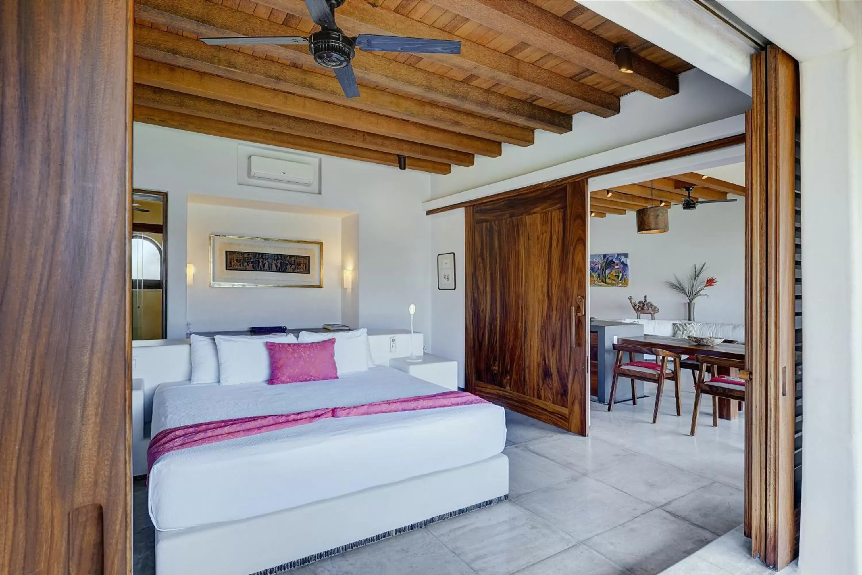 Photo of the whole room in Las Palmas Luxury Villas