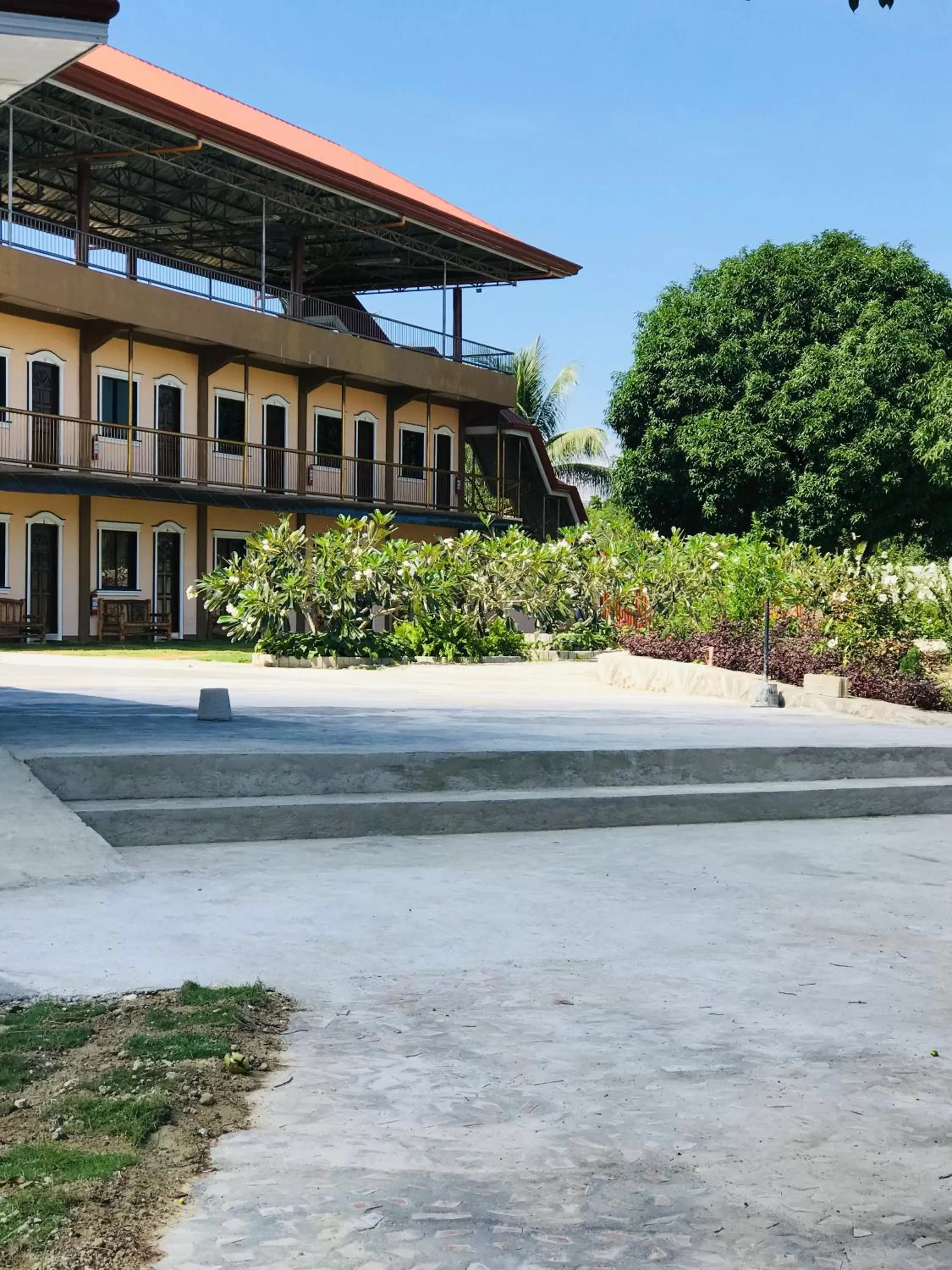 Property building in La Plumerias