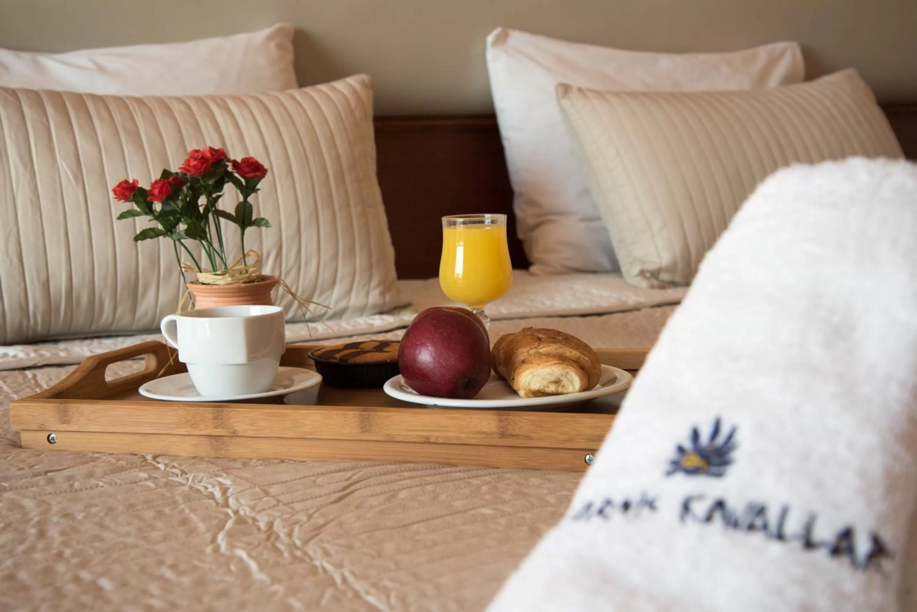 Breakfast, Bed in Acharnis Kavallari Hotel Suites
