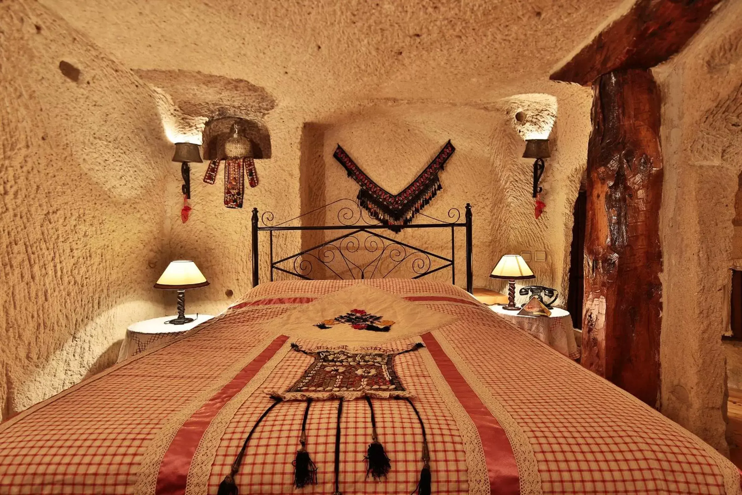 Bed in Cappadocia Cave Suites