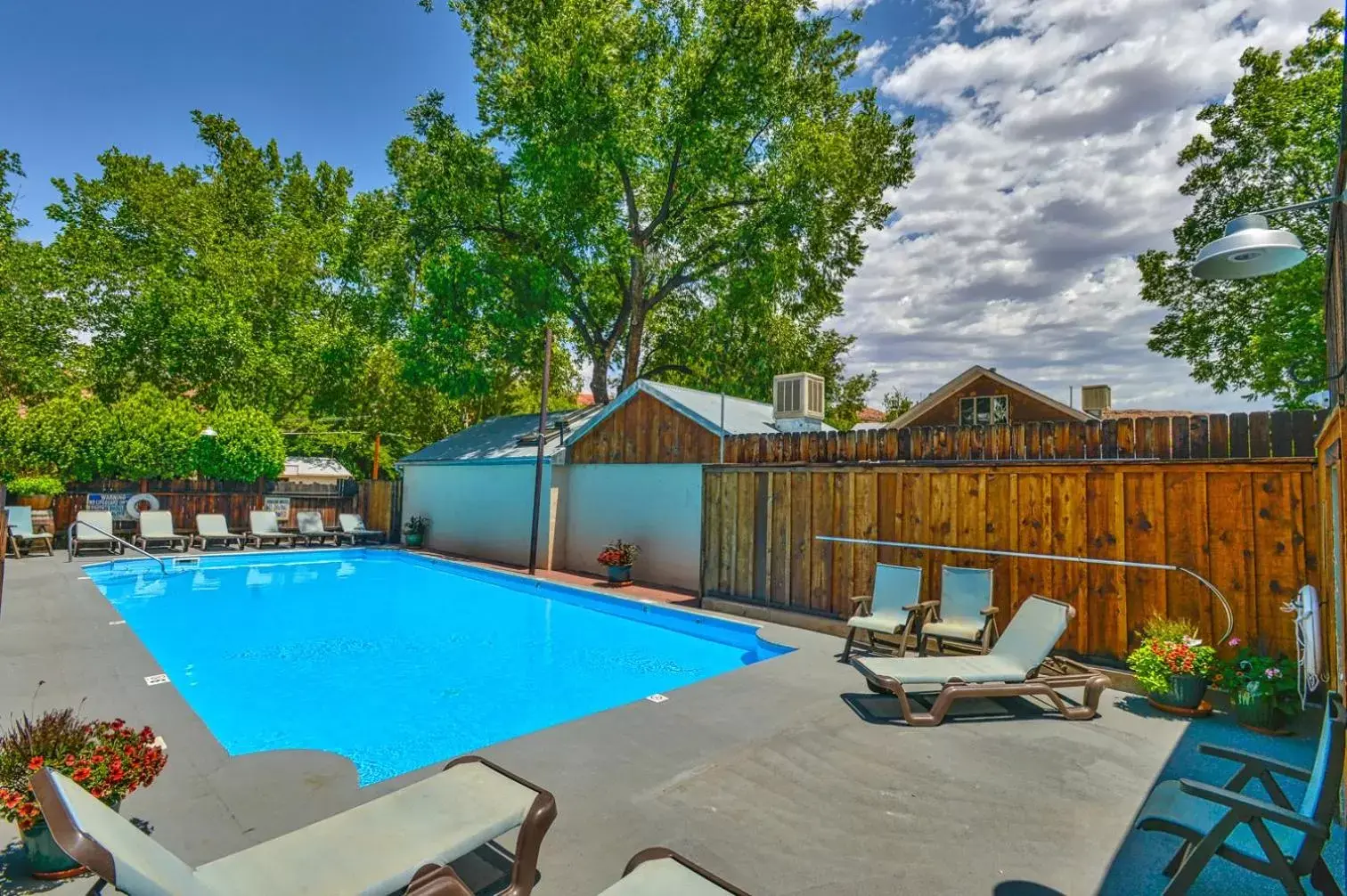 Swimming Pool in Rustic Inn