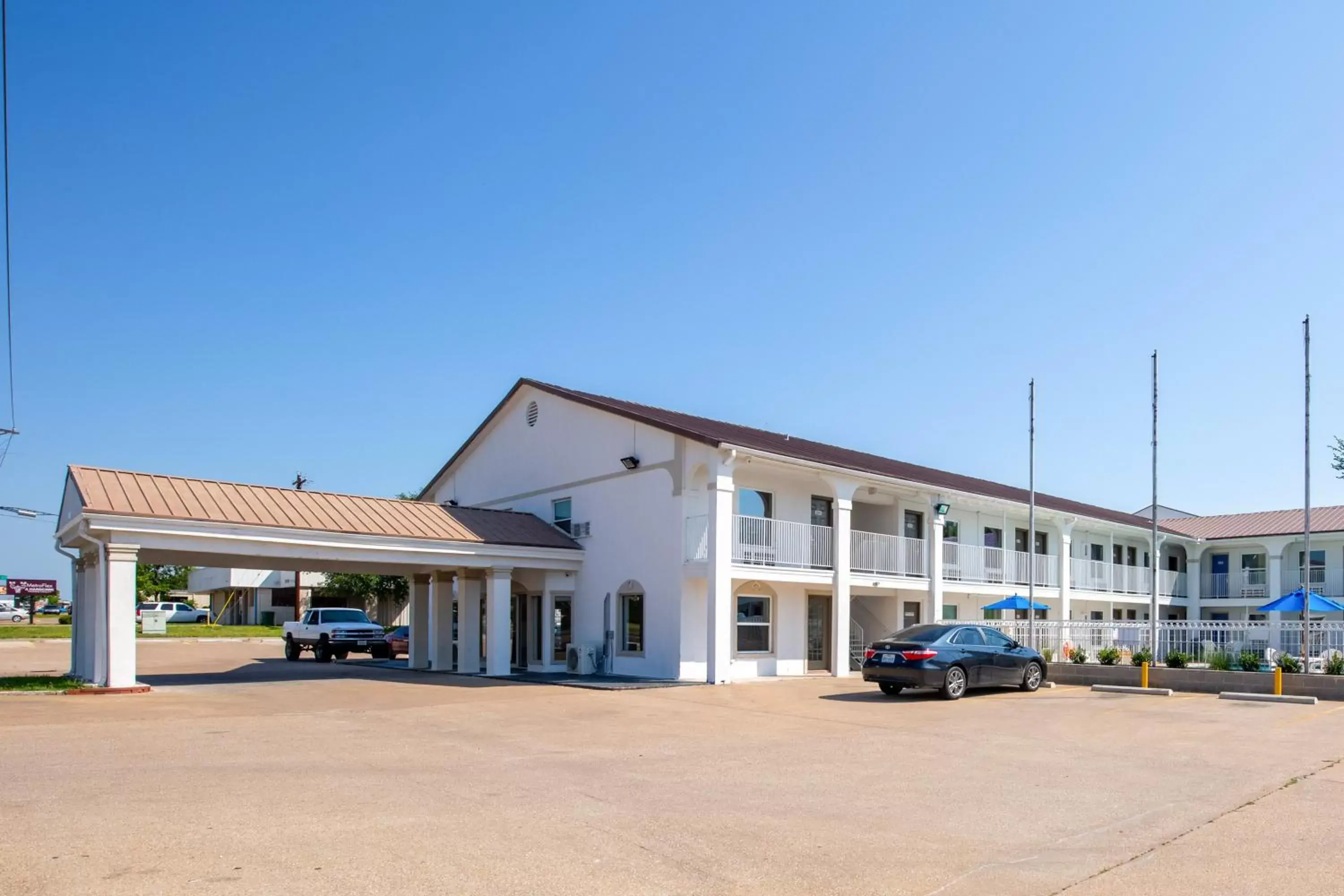 Facade/entrance in Motel 6-Bryan, TX - University Area Facade/entrance in Motel 6-Bryan, TX - University Area